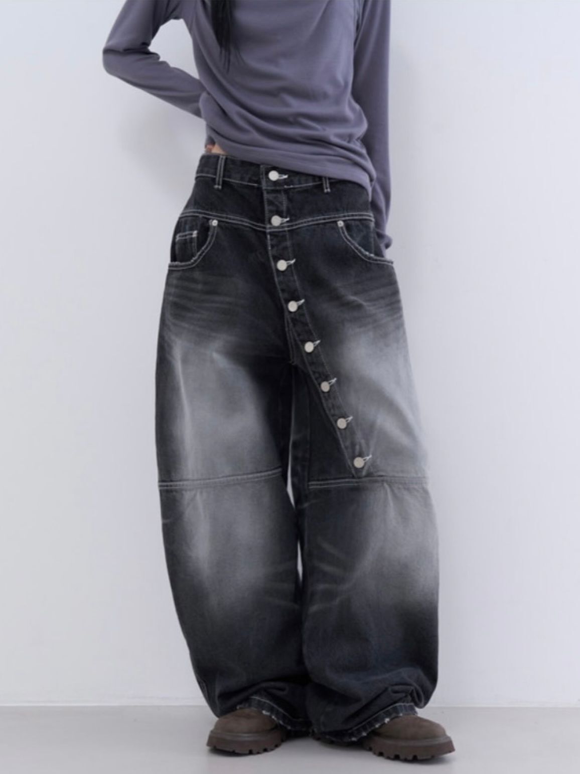洗水扣鈕鬆身牛仔褲 UNUSED-156P