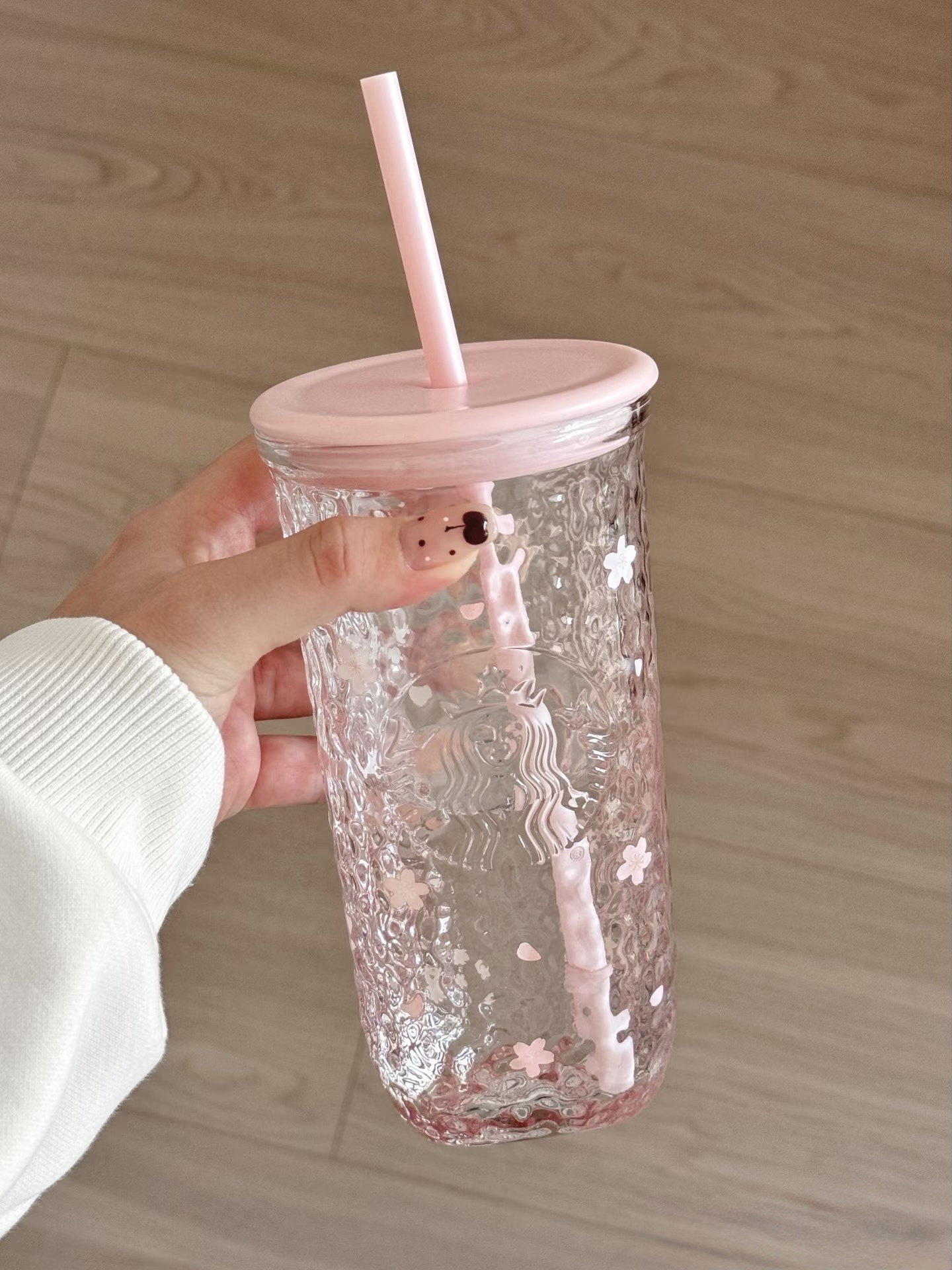 （預購）星巴克STARBUCKS 新品春櫻系列 玻璃三角型吸管水杯