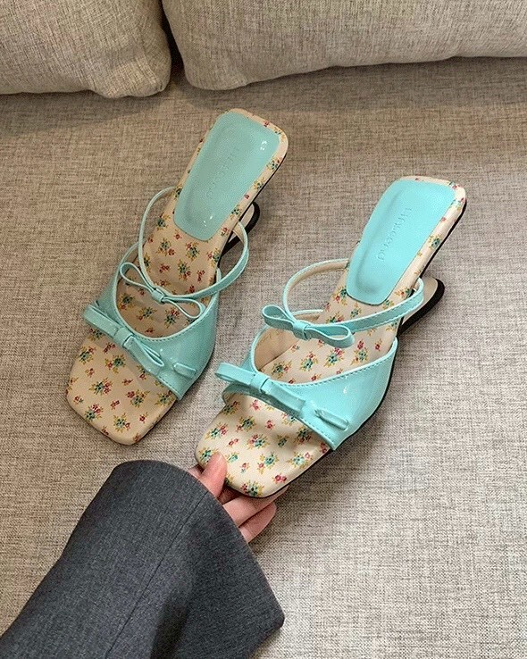 甜美碎花底雙蝴蝶結高跟拖鞋