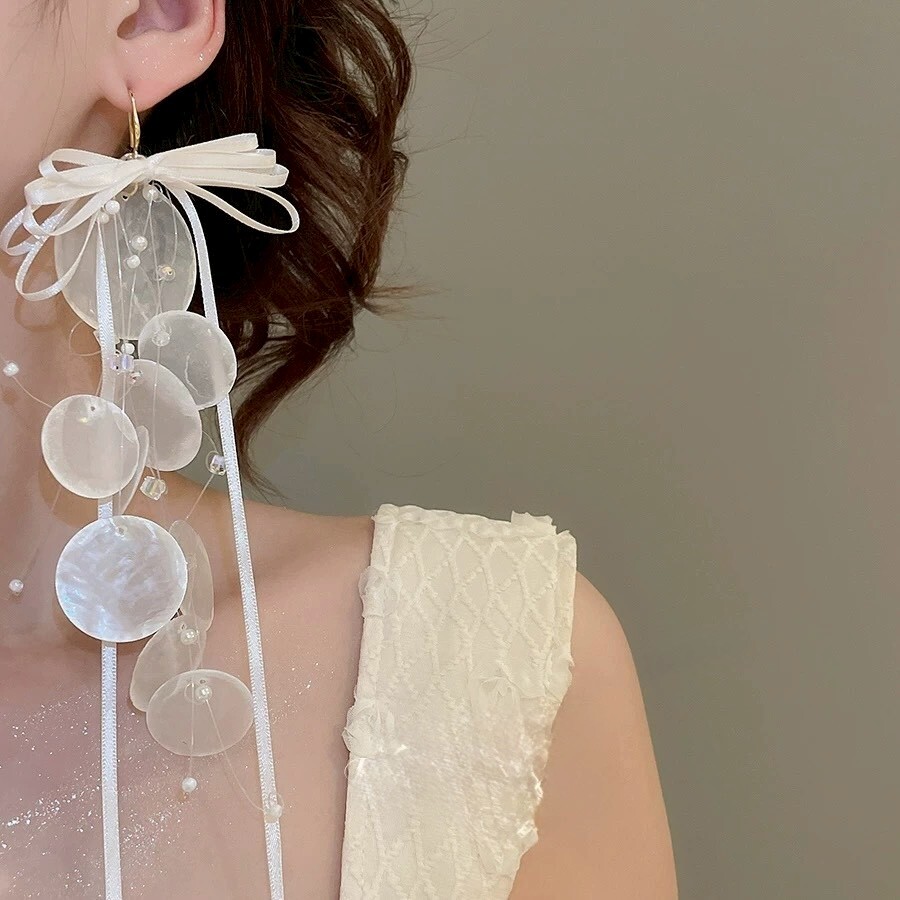 長貝殼流蘇緞帶蝴蝶結耳環