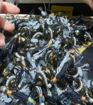 260321 - C7 大漆黑色葫蘆黑檀木掛件1件 （相同色系隨機圖案）