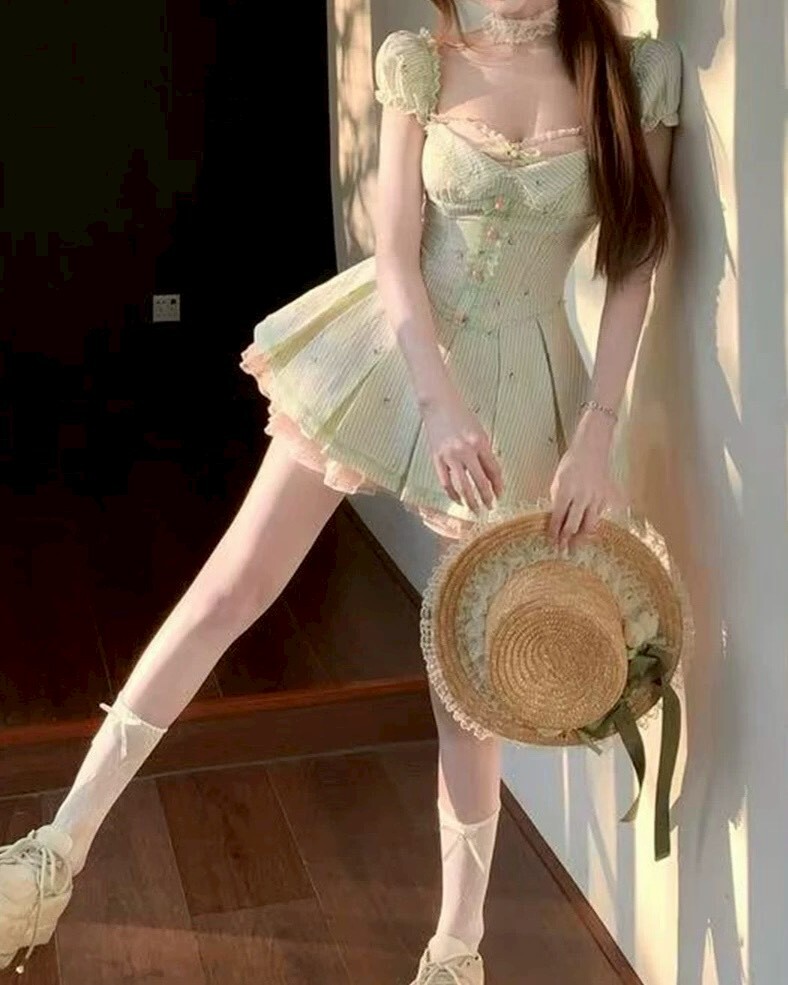 設計師家挺板料線條狀色洋裝