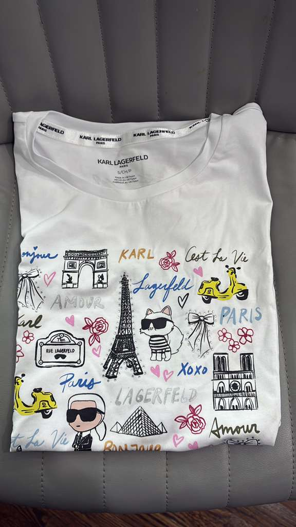 XA014 Karl largerfield 滿版圖案 tee 白色