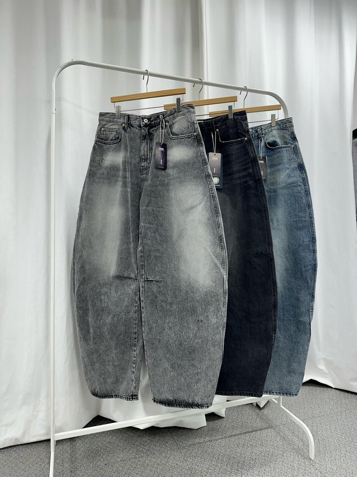 洗水鬆身牛仔褲 MODEN-001J