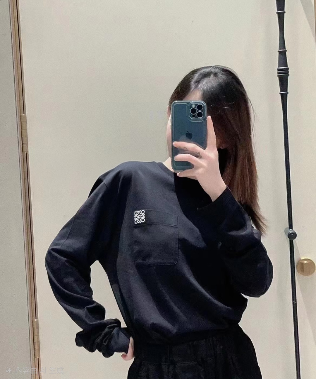 LOEWE 長袖Logo 口袋Tee