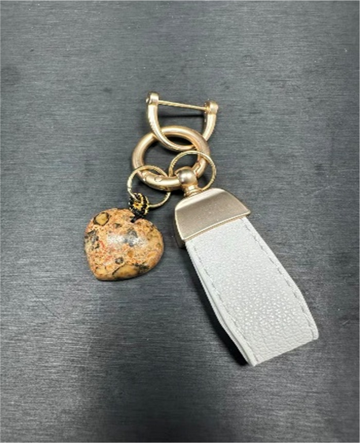 XB028 G28 財寶舍利 愛心鑰匙扣