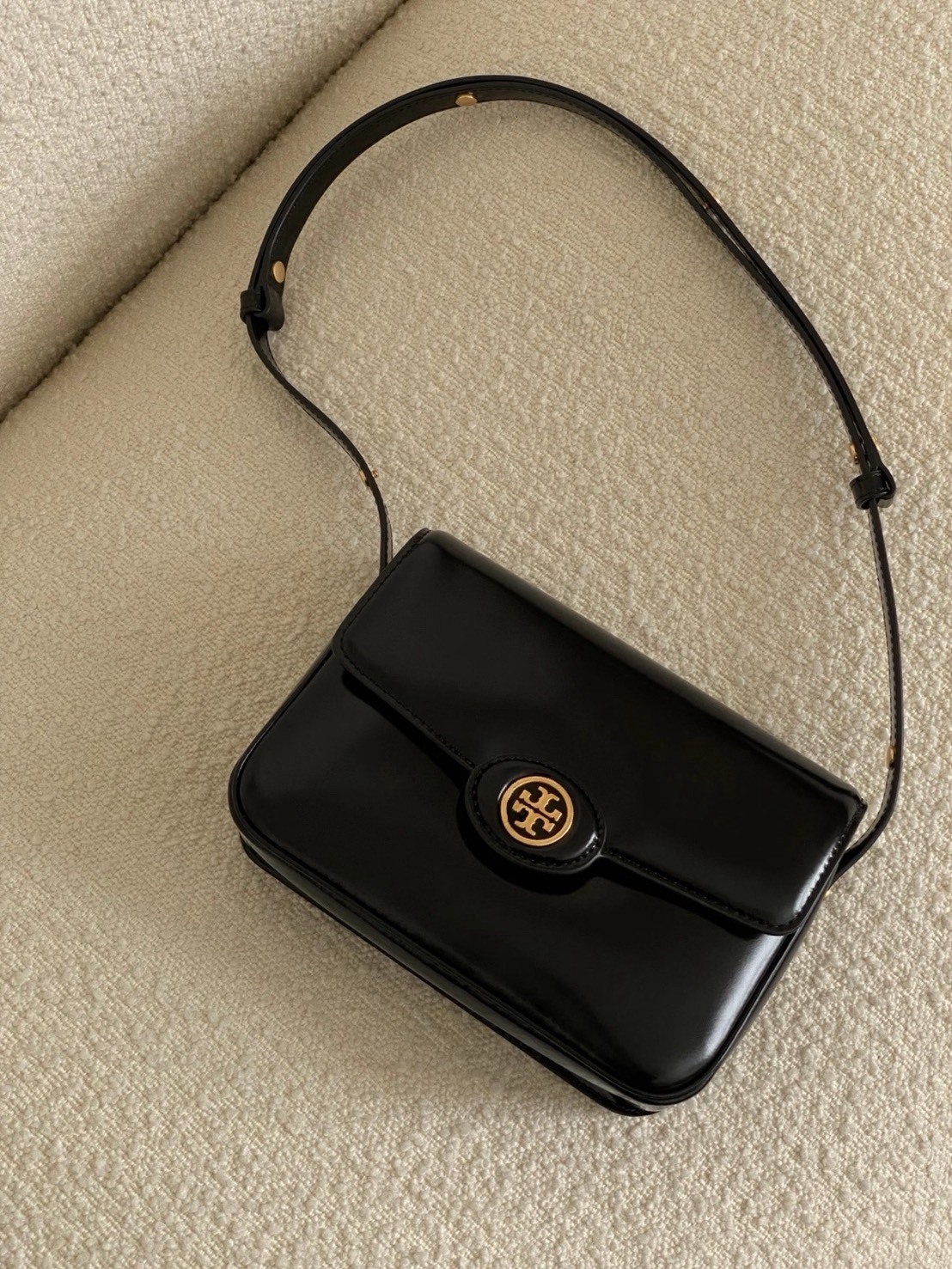 TORY BURCH ROBINSON 21 黑金 豆腐包