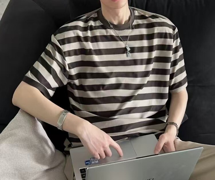 050558 寬鬆條紋短T - 棕色