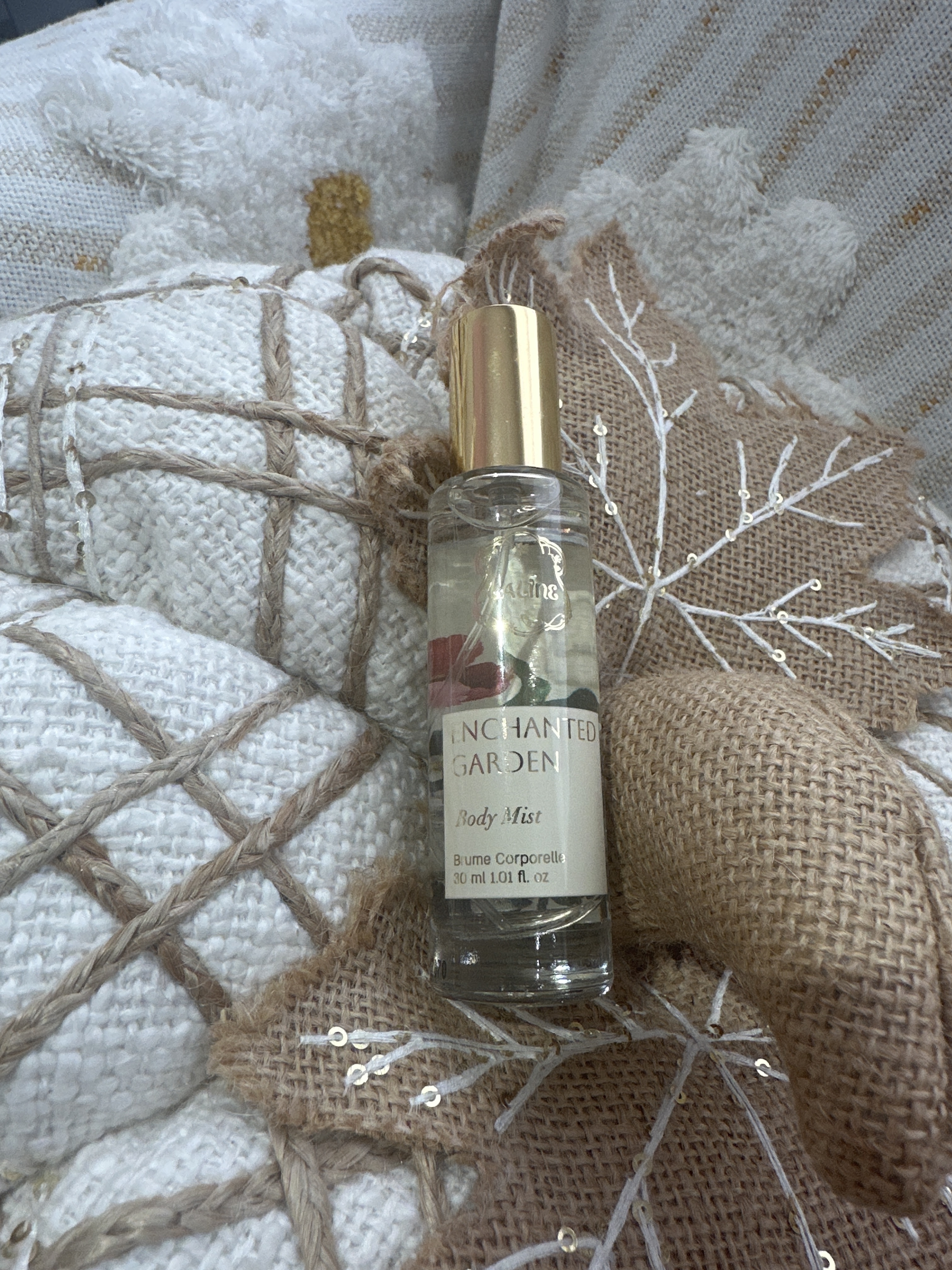 RR02 Laline 優雅花園身體噴霧 30ml Enchanted Garden Body Mist 30ml **送:優雅花園身體乳霜 60ml Enchanted Garden Body Cream 60ml