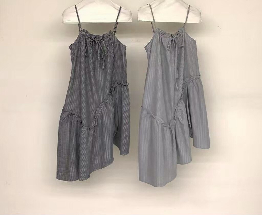 060234 小眾設計款! 不對稱格紋吊帶洋 - 藍色