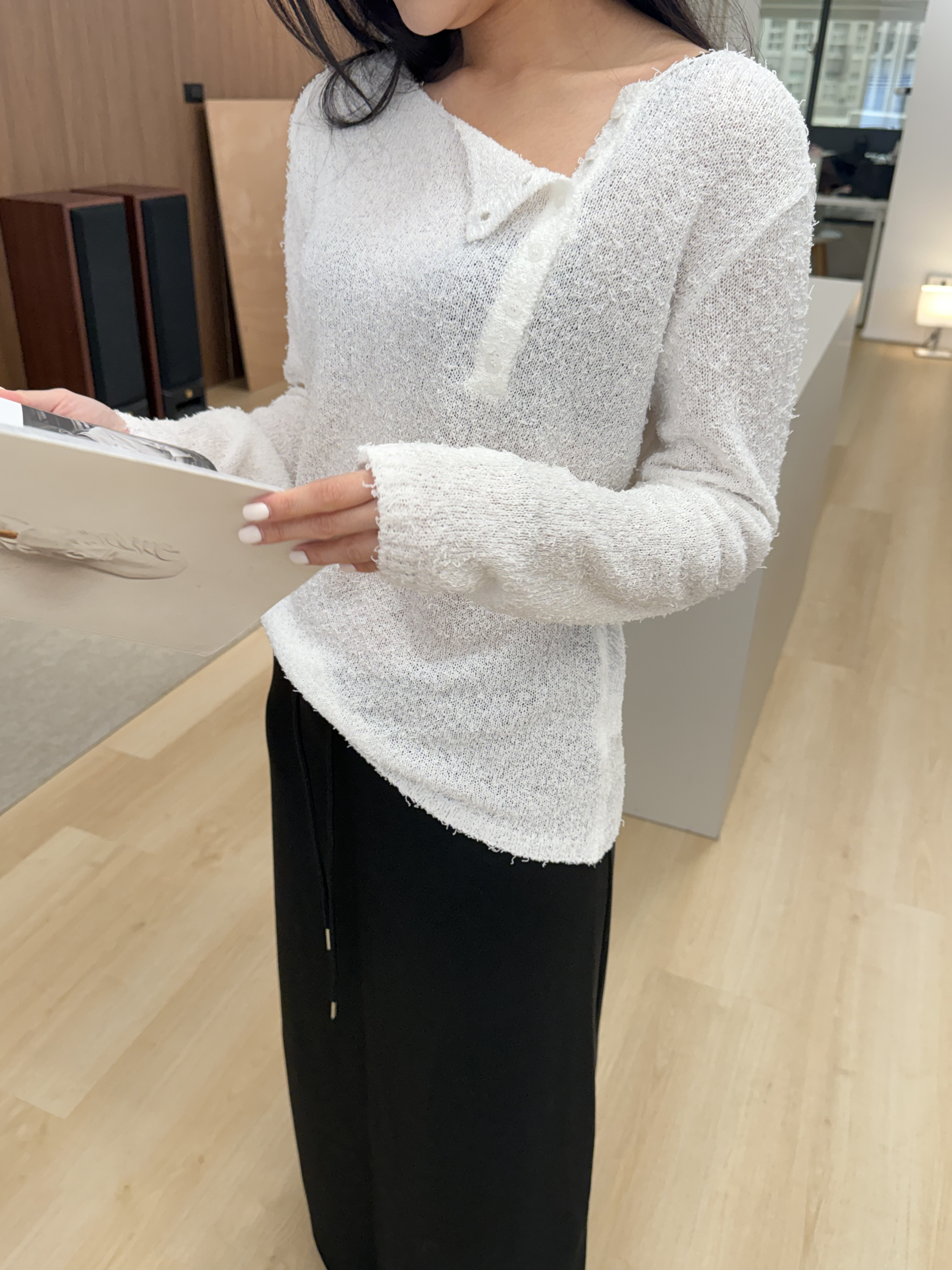 C04毛巾感大U針織上衣