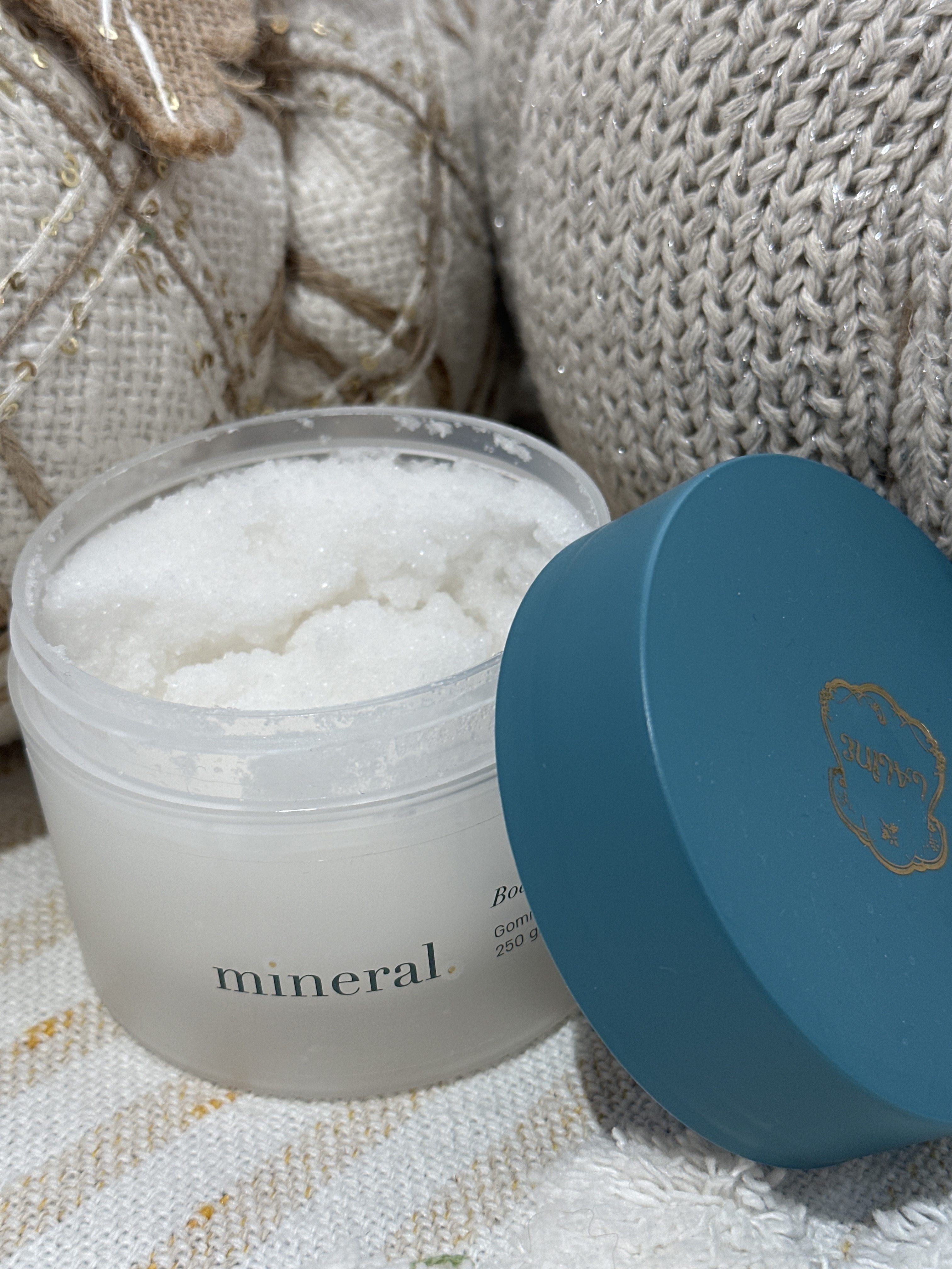 RR28  Laline 死海礦物黃金海藻 身體磨砂膏 250g  Mineral Body Scrub 250g