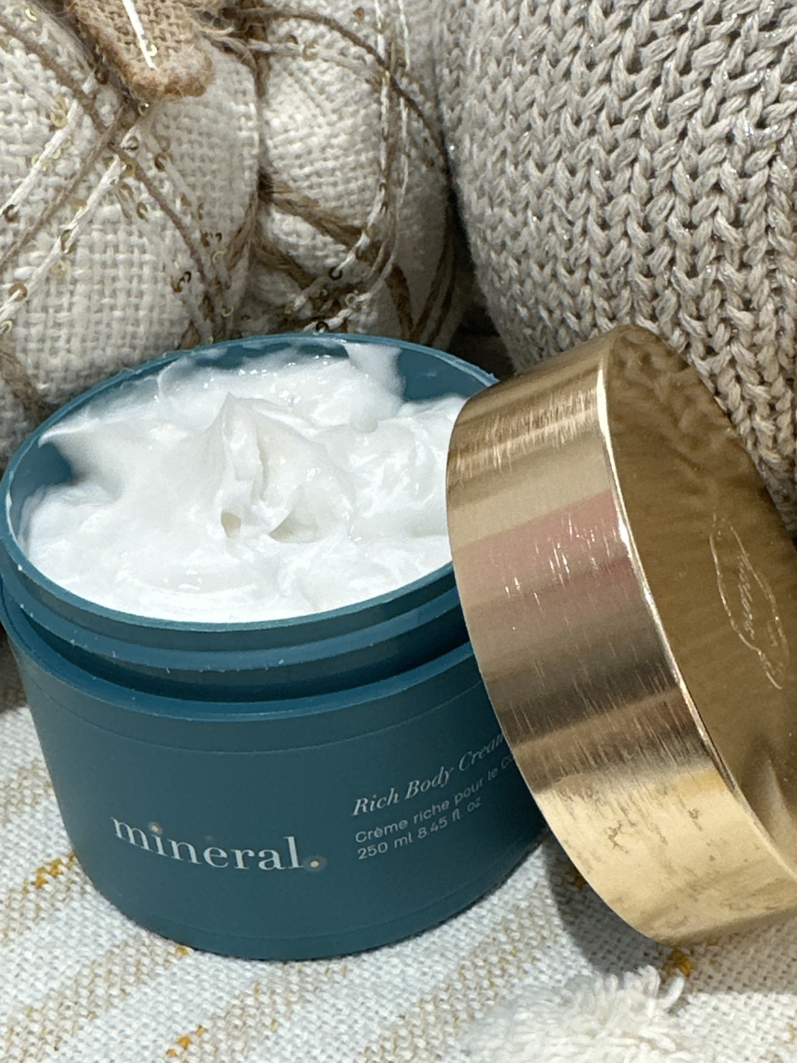 RR19 Laline 死海礦物黃金海藻  潤膚霜 250ml  Mineral Rich Body Cream 250m