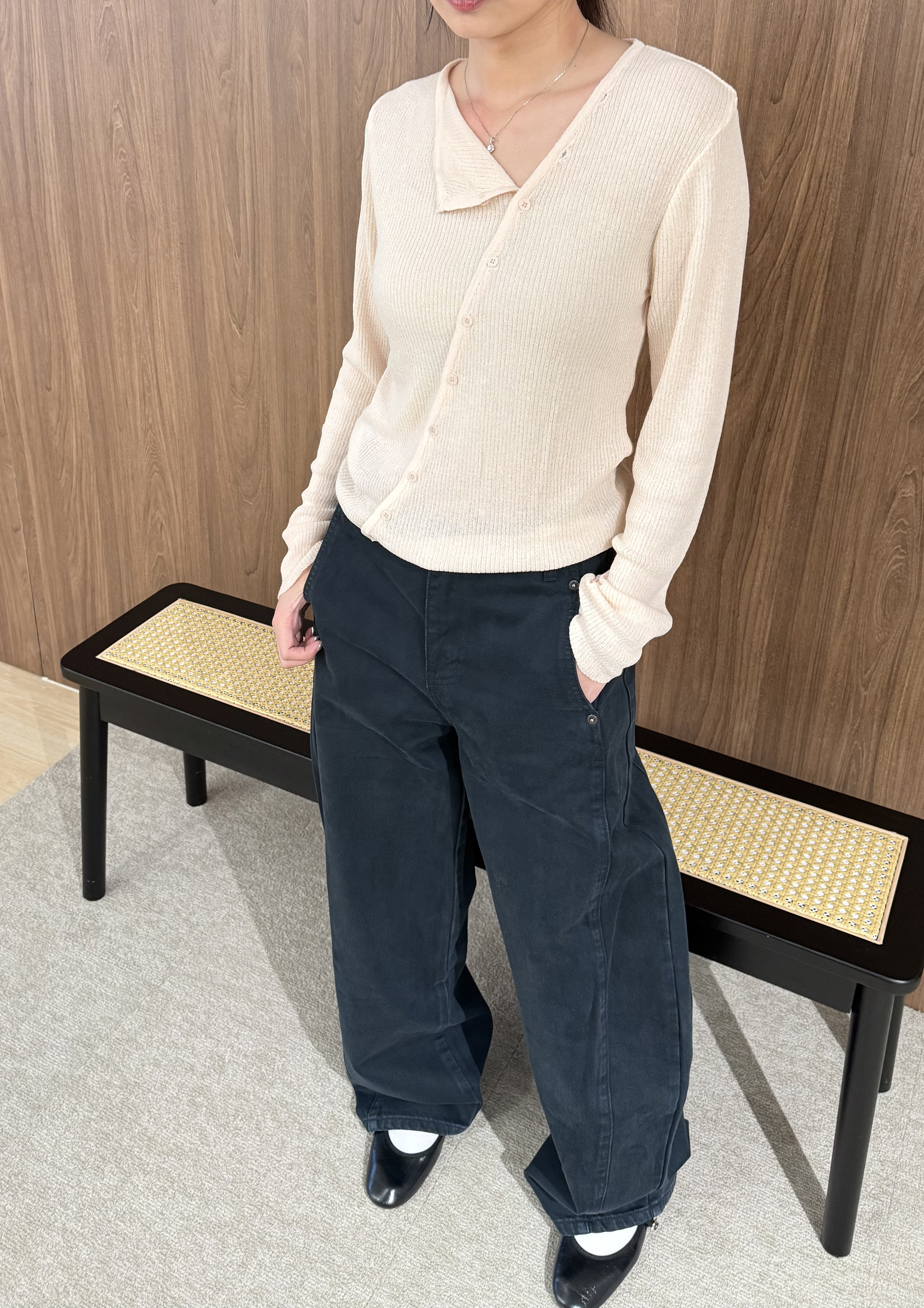 C05涼感針織排釦上衣