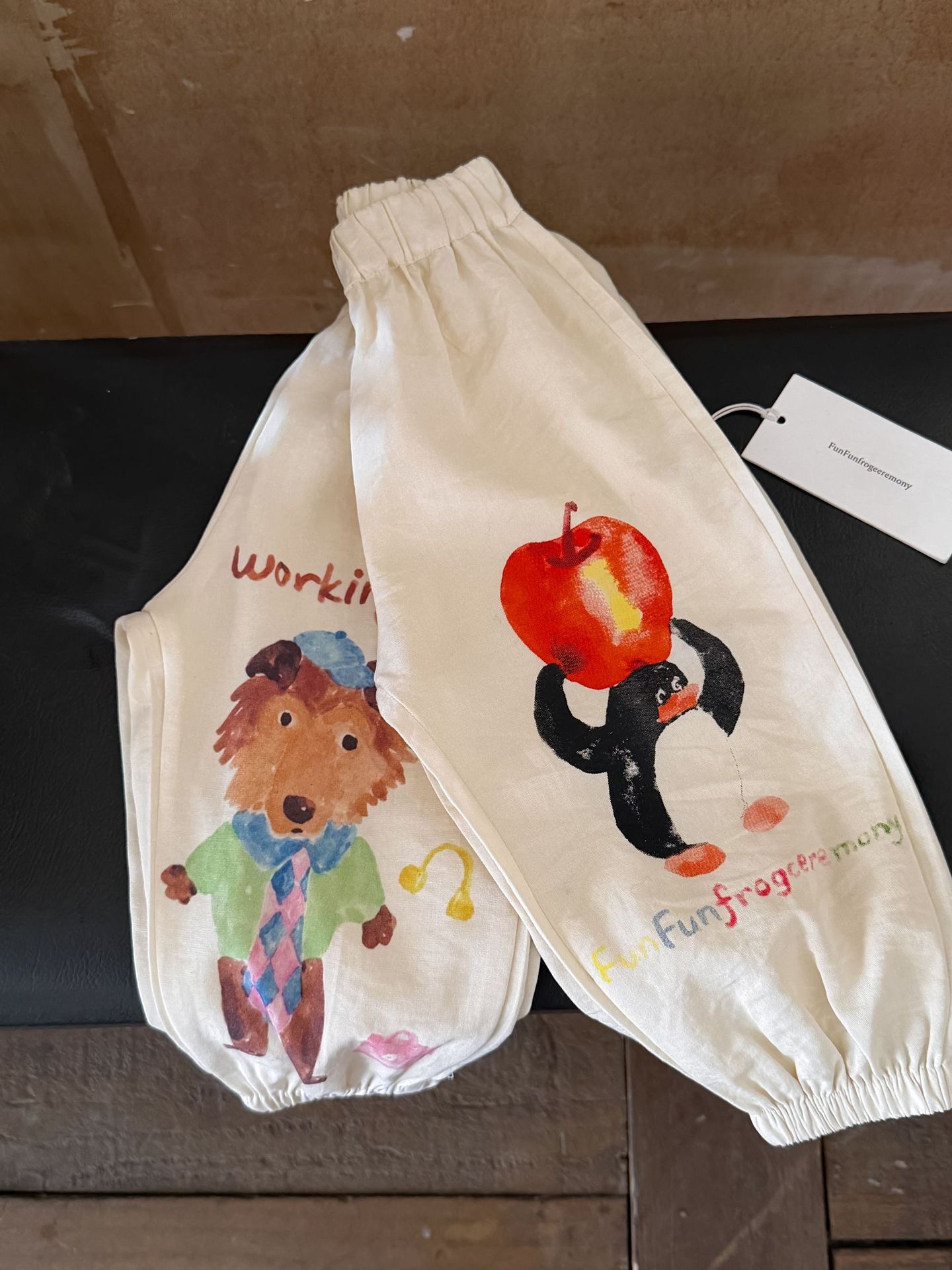 四色塗鴉童趣防蚊褲