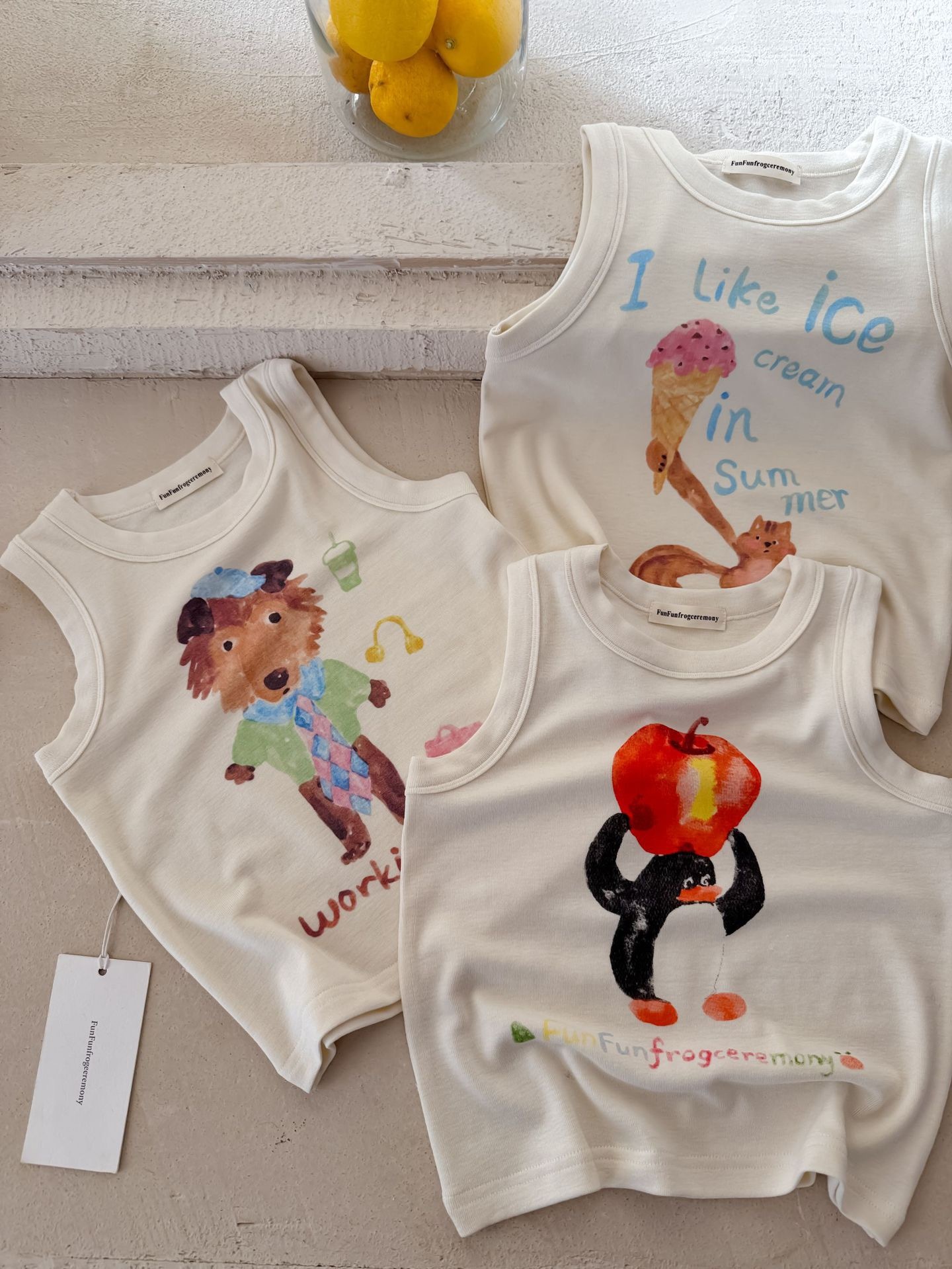 三色插畫塗鴉背心