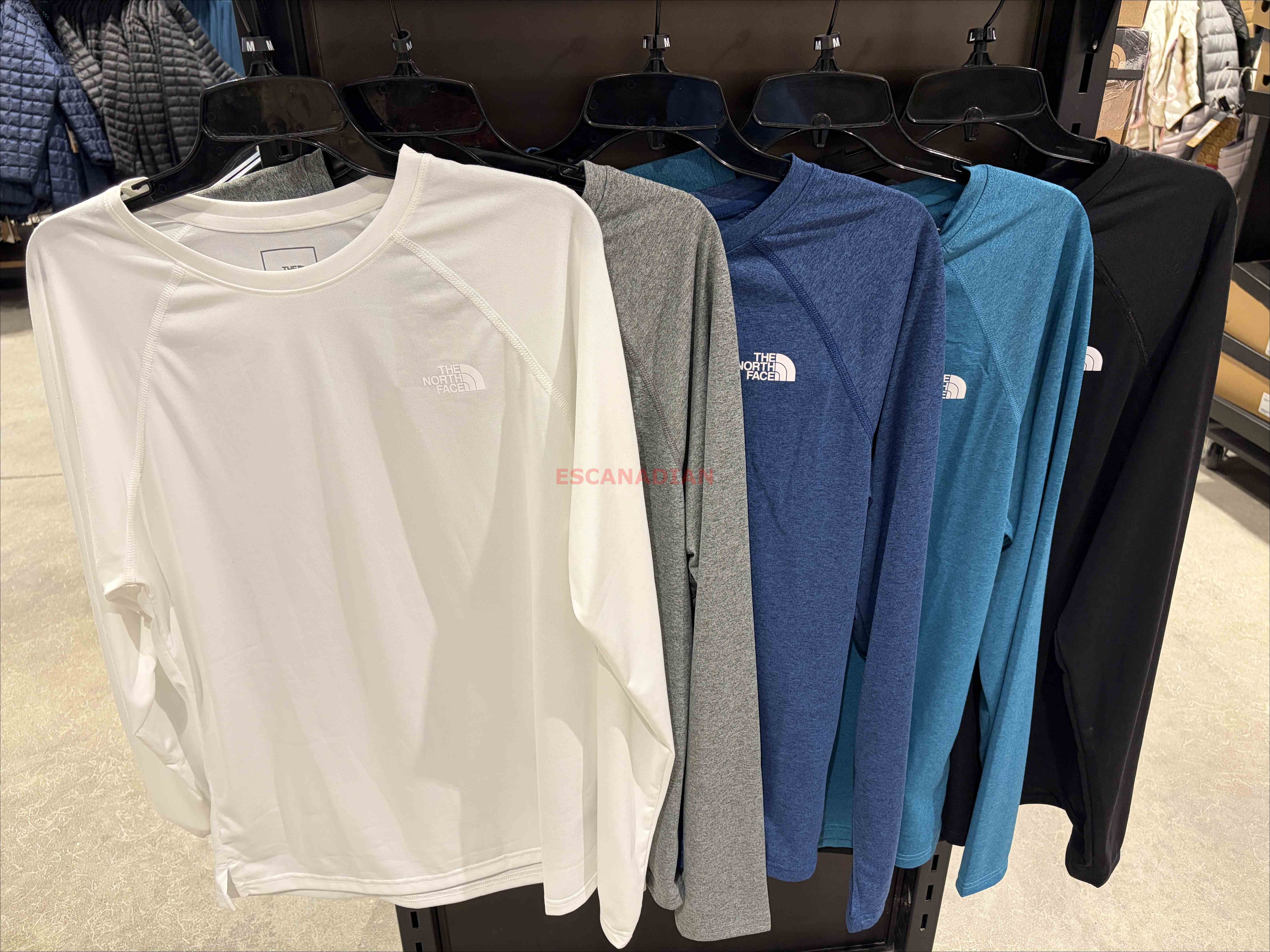 THE NORTH FACE 男大人 機能系列 速乾 輕薄 排汗材質 長TEE (5色)