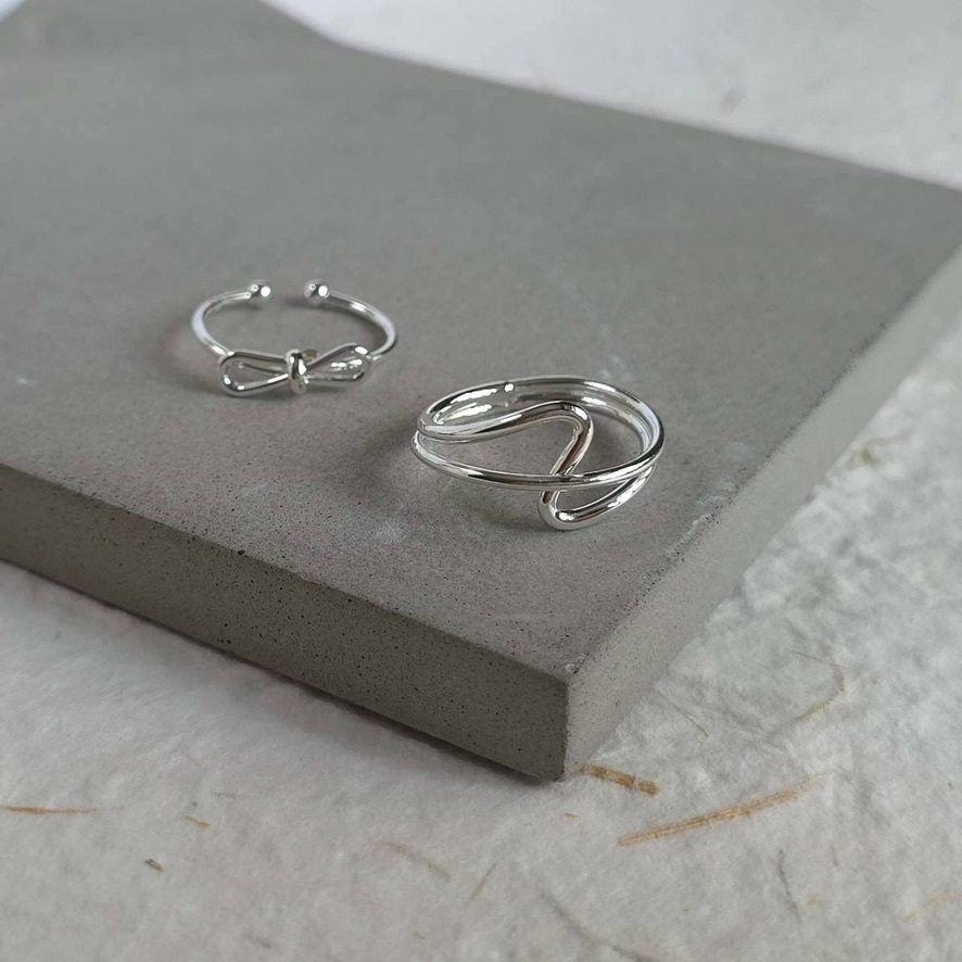 36126 線條蝴蝶結戒指