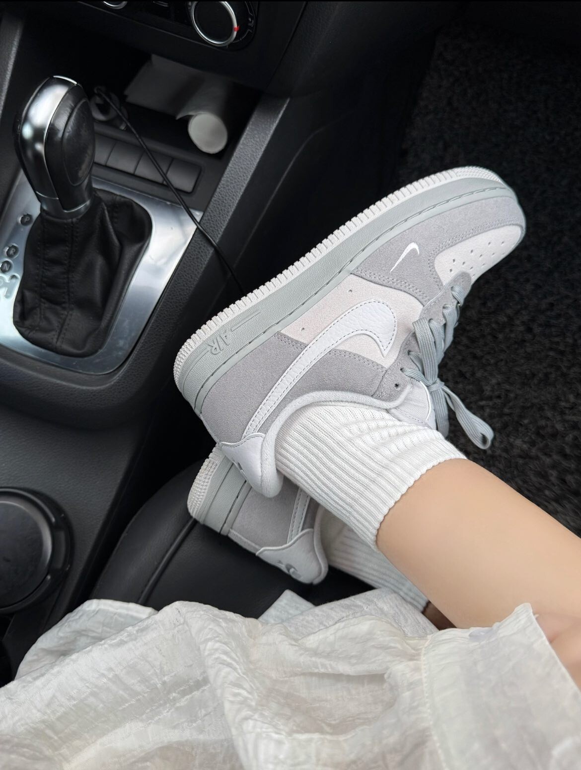 Nike Air Force 1 Low 麂皮 莫蘭迪灰