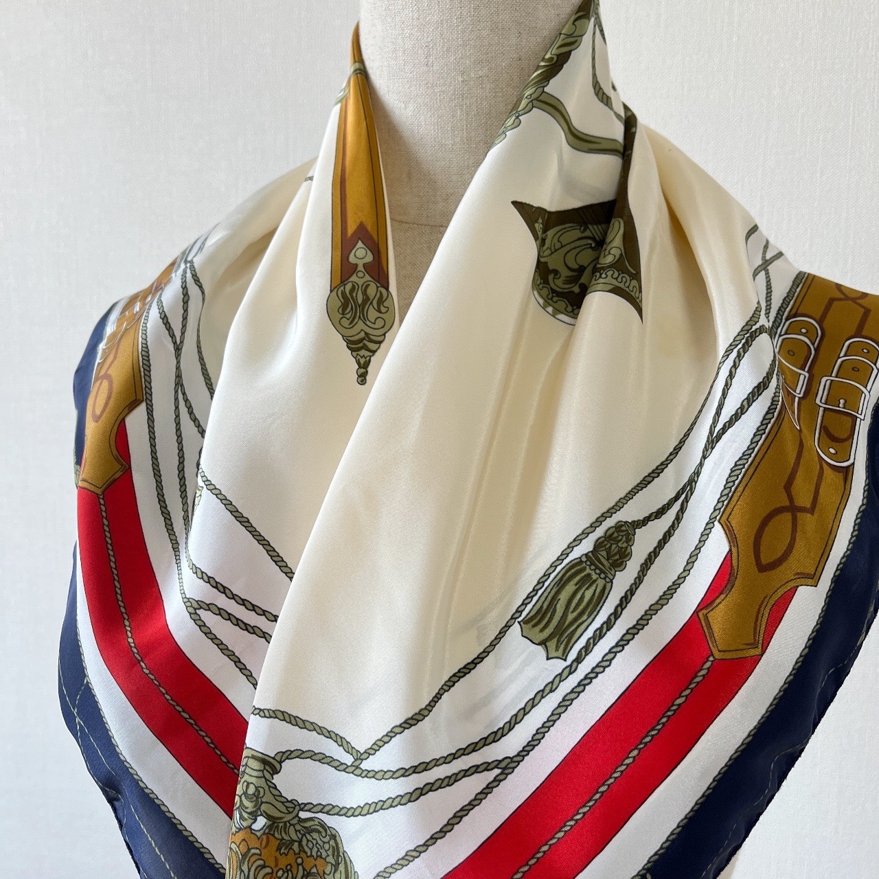 復古歐式騎士圖案絲巾