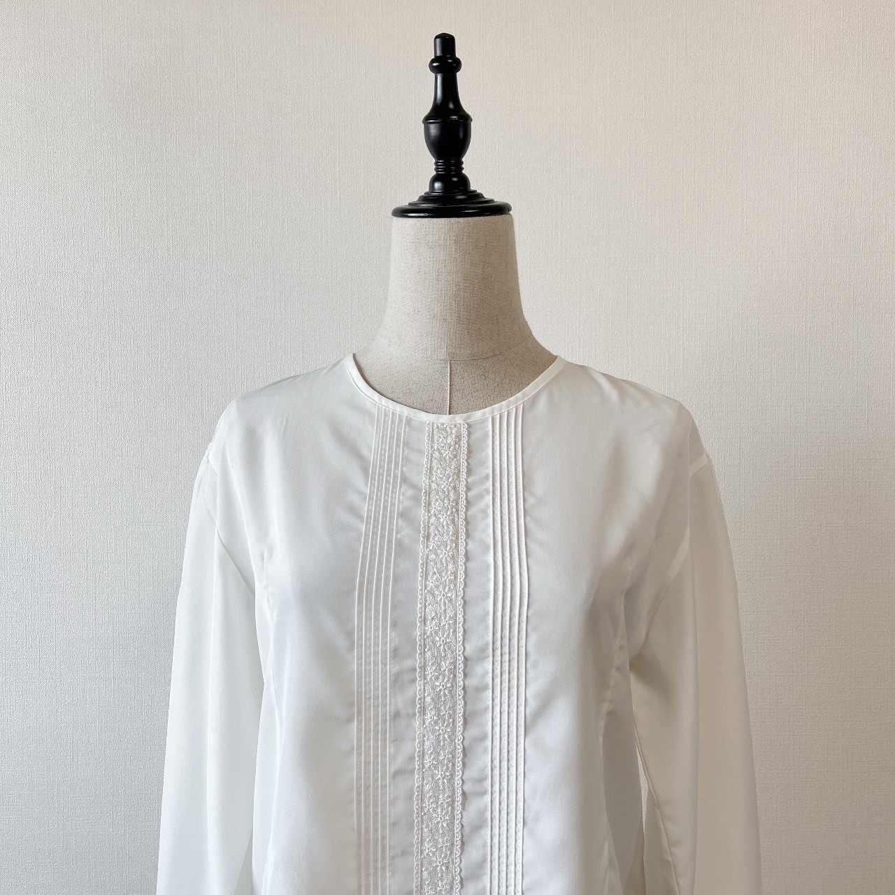 日本製米白色喱士長袖上衣