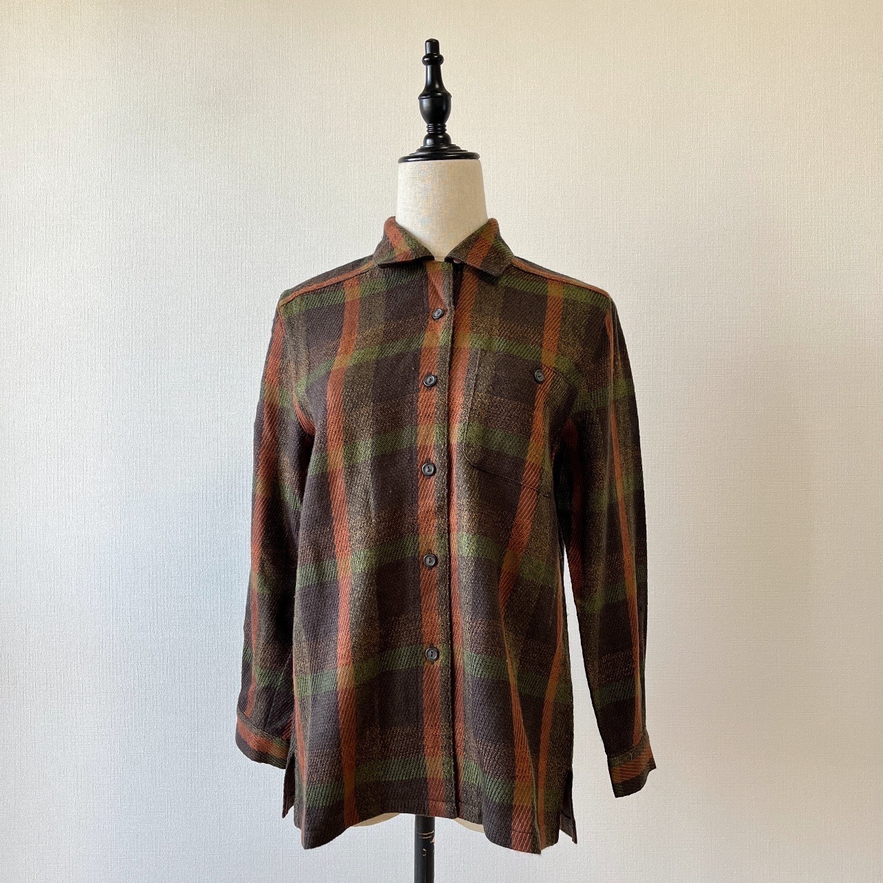 啡色格紋羊毛上衣