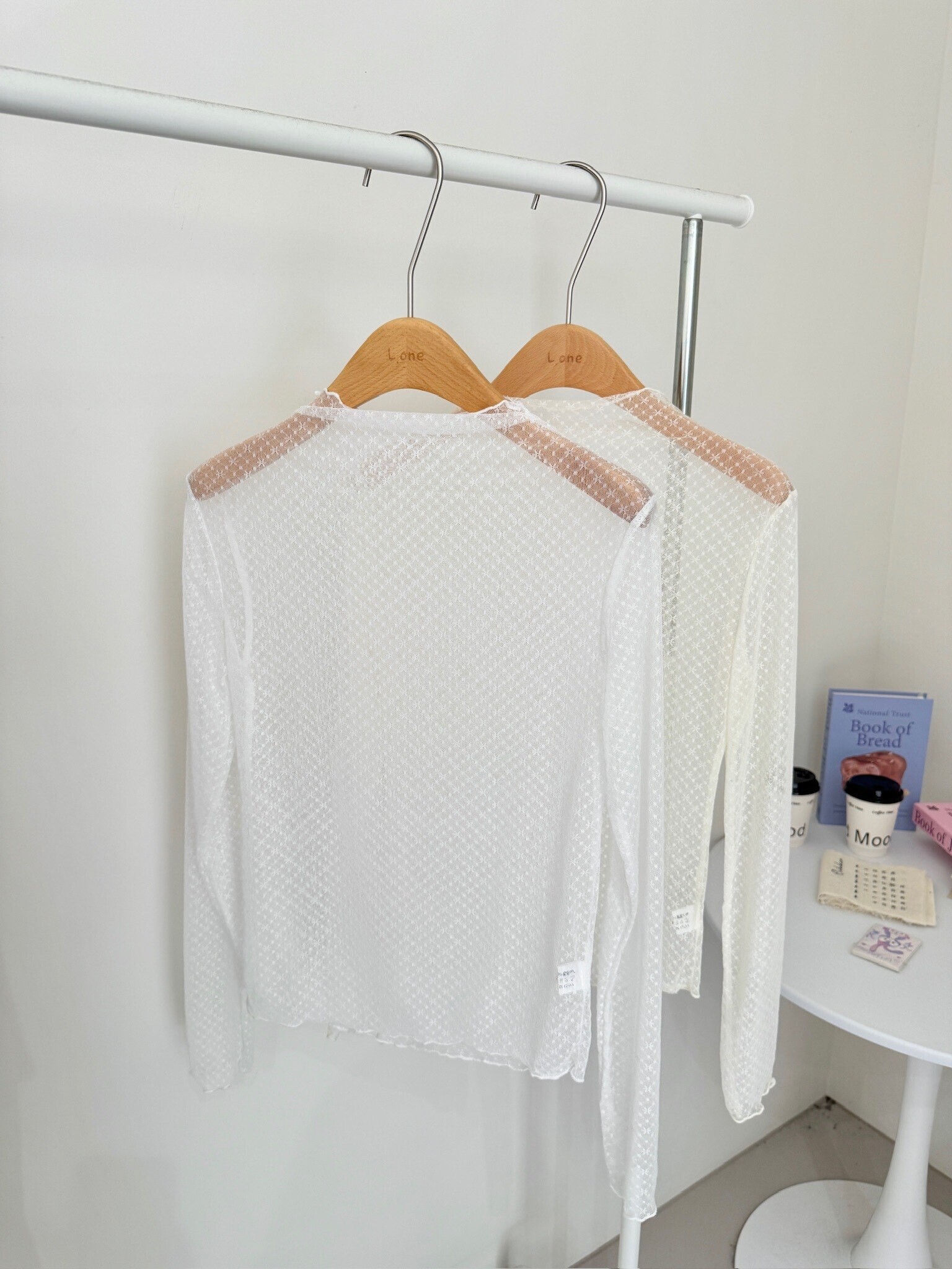 日系捲邊花紋內搭