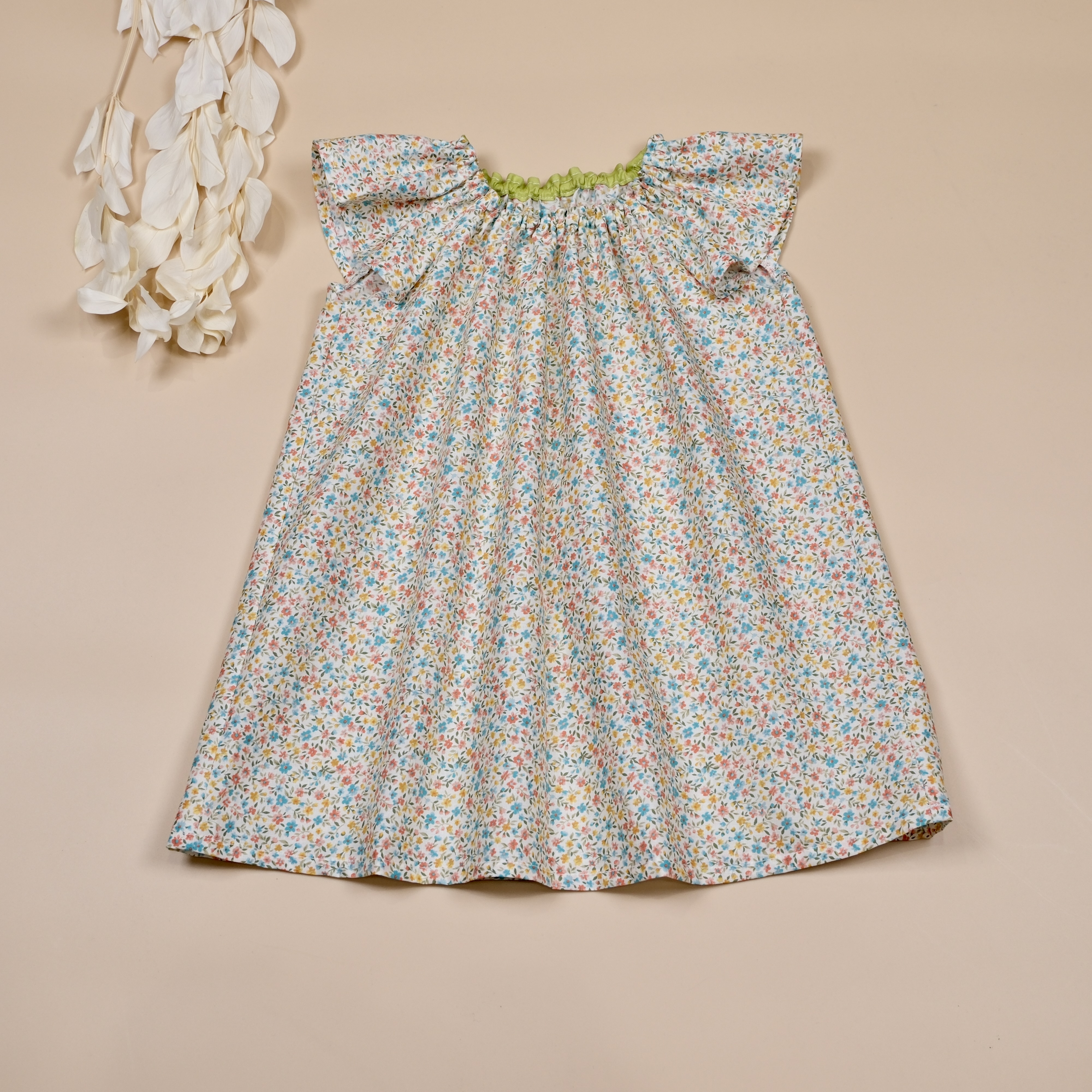 日常小花洋裝｜暖橘花