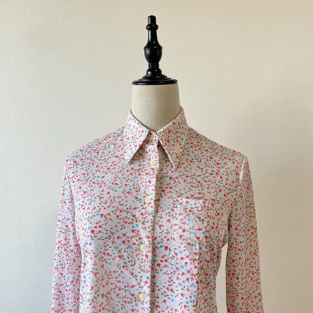 米白色清新小碎花古著上衣