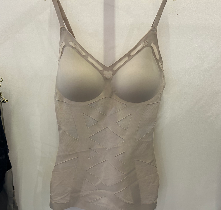 B13 DWN5501 訂製款無痕彈簧網紗收腹背心  有PAD  $168/1