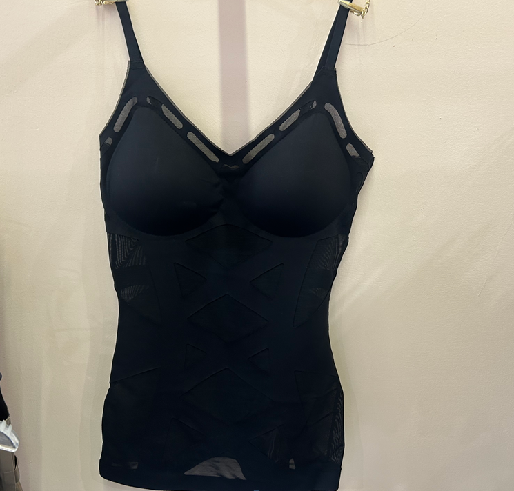 B13 DWN5501 訂製款無痕彈簧網紗收腹背心  有PAD  $168/1