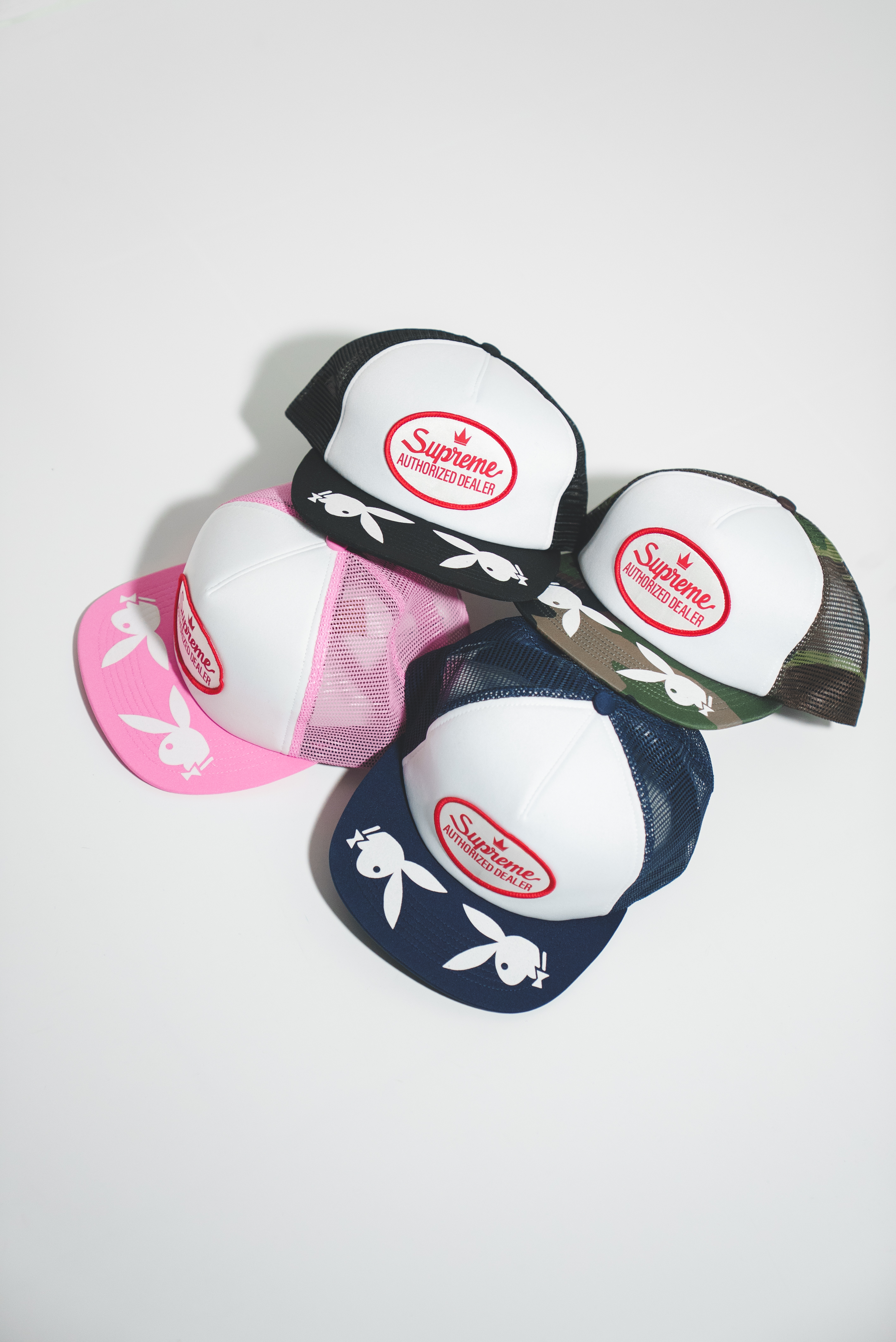 【Focus Store】現貨秒發 Supreme x Playboy® SS26 Week3 Mesh Back 5-Panel 網眼五分割帽 四色