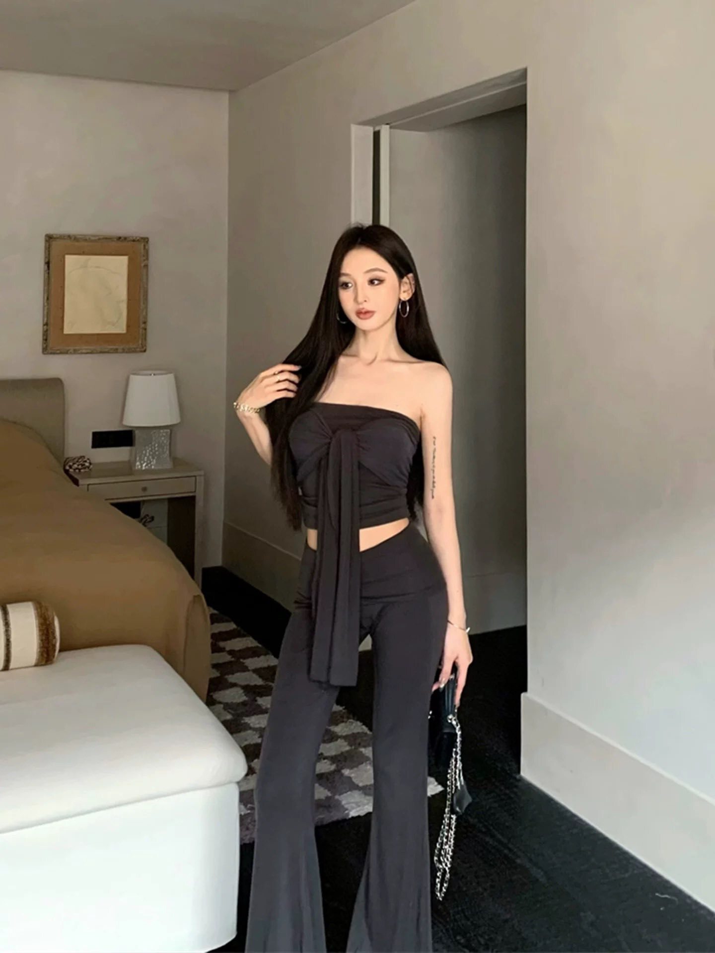 辣妹一字肩兩穿綁帶抹胸一字肩喇叭褲套裝❤️