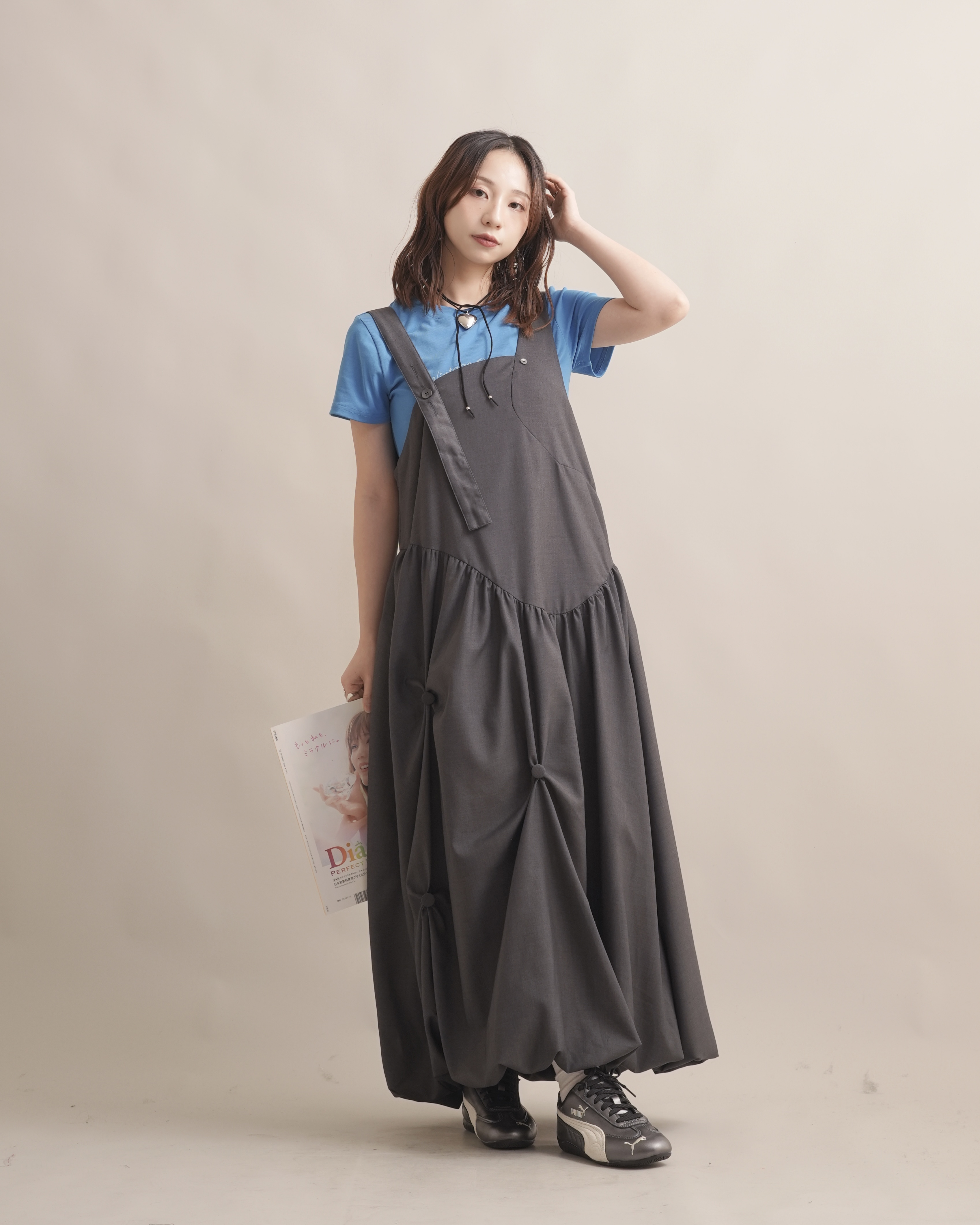 060271 小眾設計款! 不對稱抓皺吊帶洋 - 灰