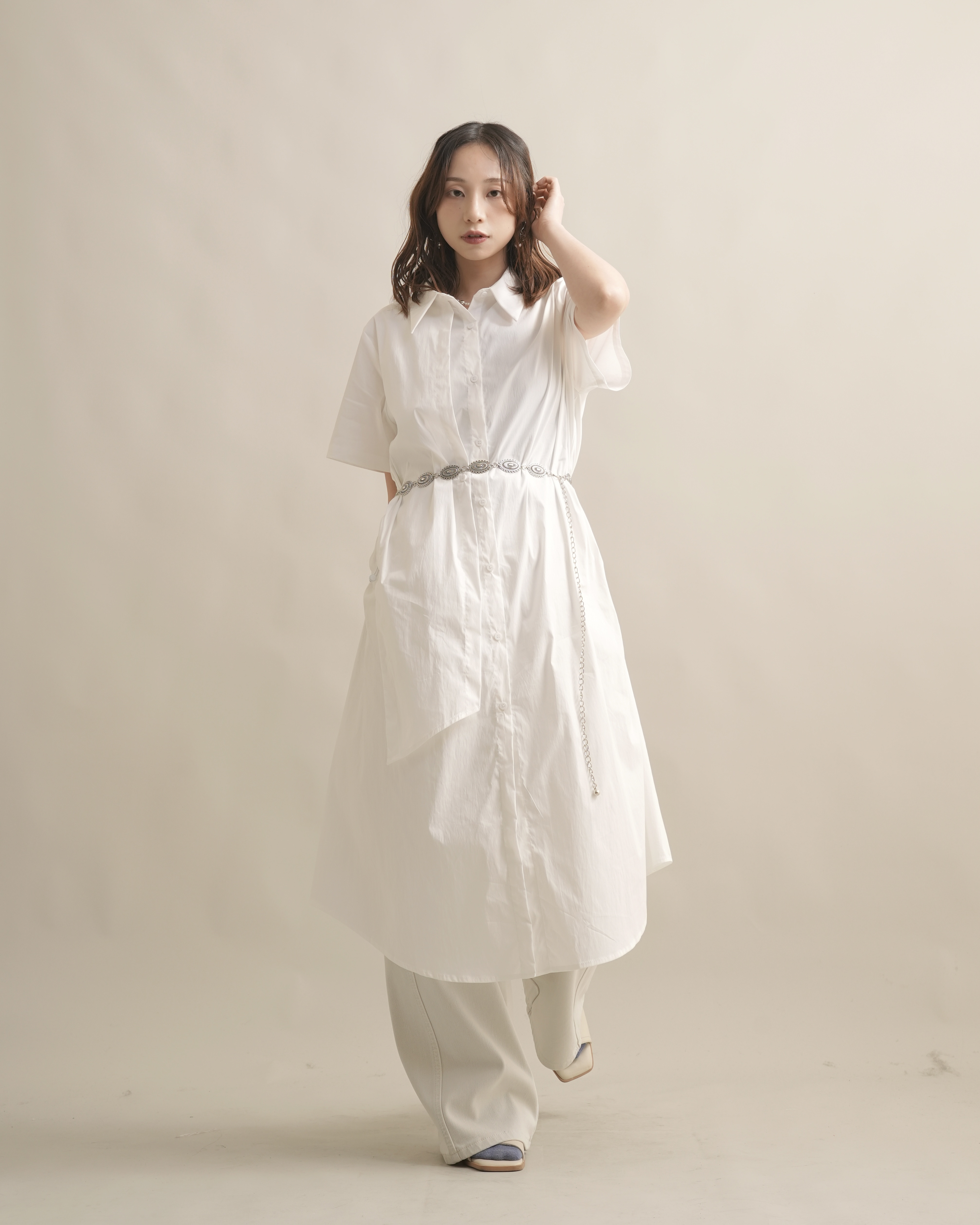 060270 小眾設計款! 側抓皺短袖襯衫洋 - 白