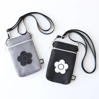 日本限定 MARY QUANT MINI SHOULDER BAG 小肩背包