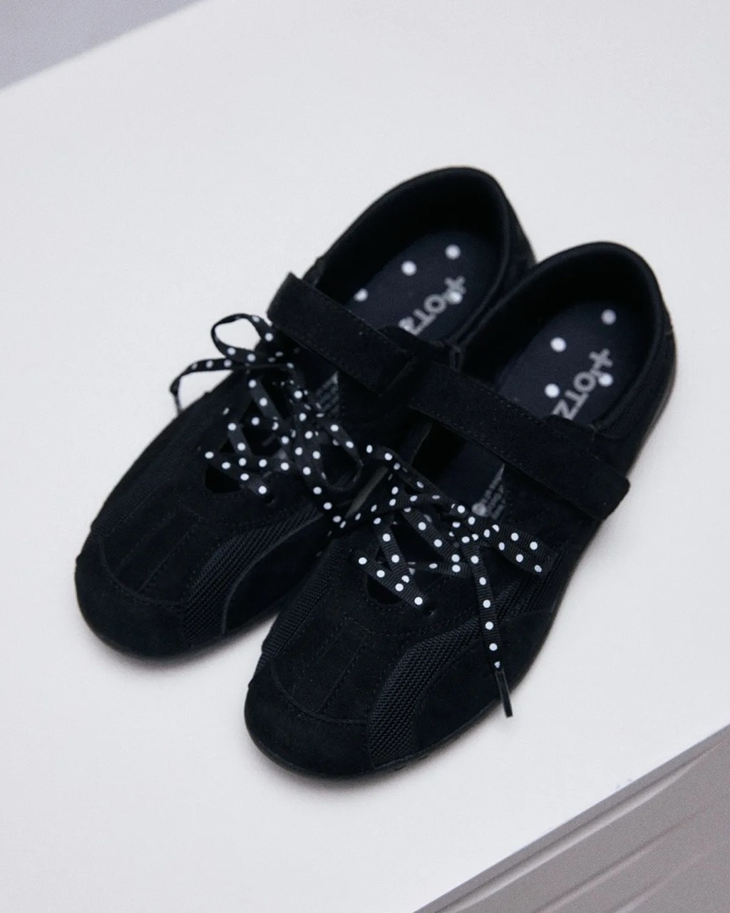 🇰🇷 OTZ DAY DOT EDITION ROMARY SUEDE LACE-UP 波點鞋帶 運動涼鞋 平底鞋 綁帶 / 預購