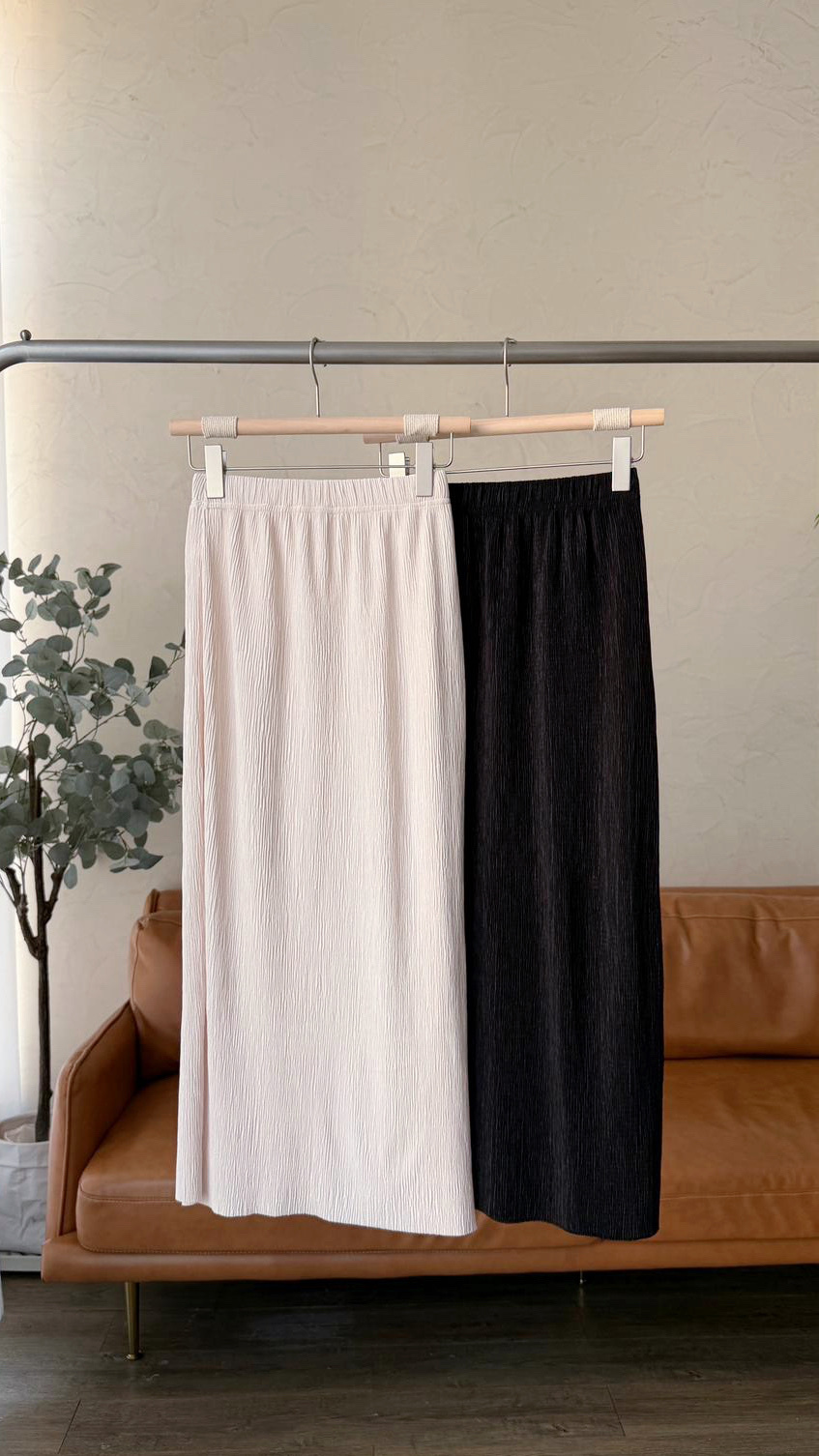 KR513 暗樹紋全橡筋腰直筒裙-2色