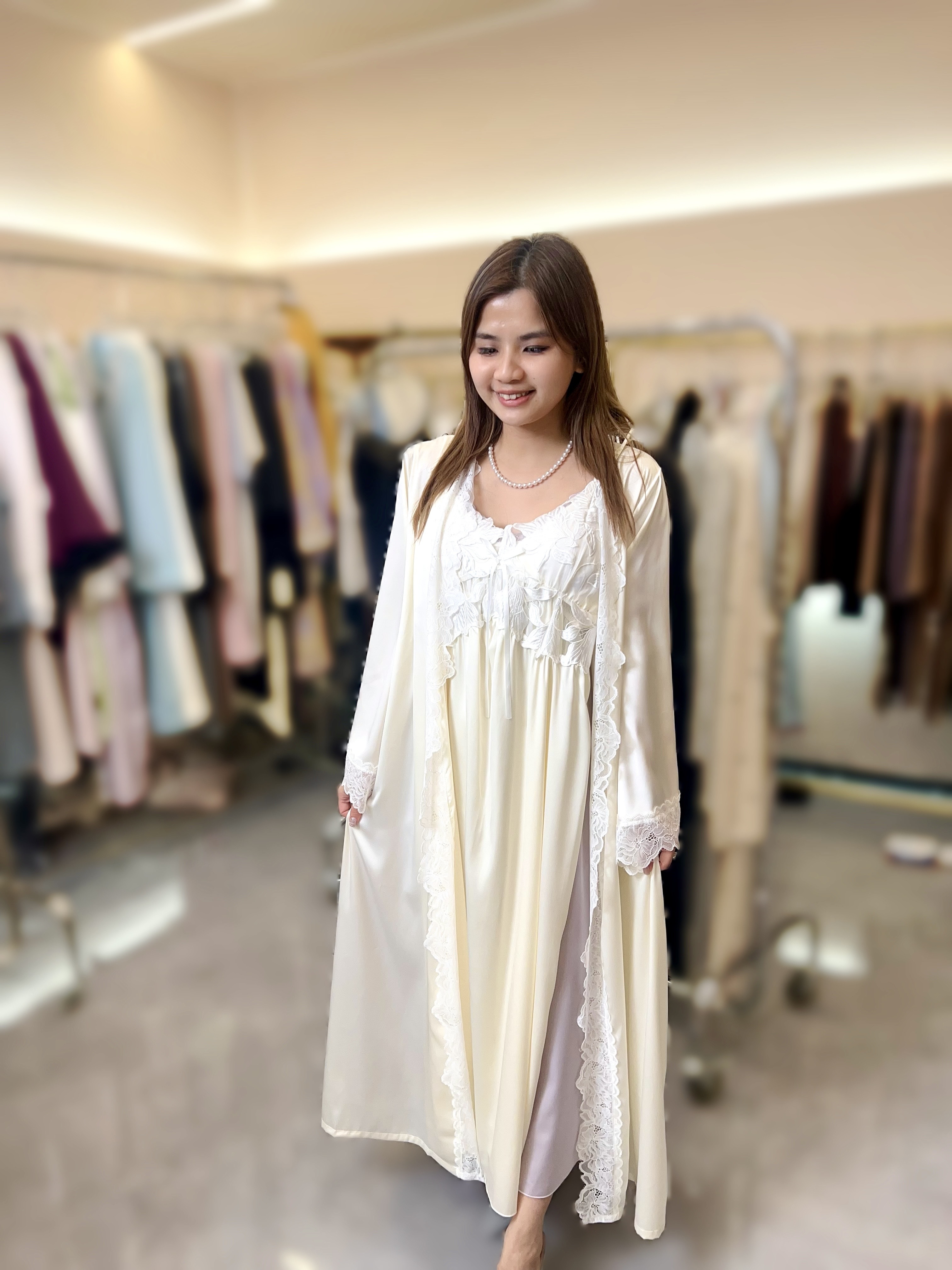 B18 AL8362訂製款塔夫綢絲感吊帶套裝 $308/1套        長  46