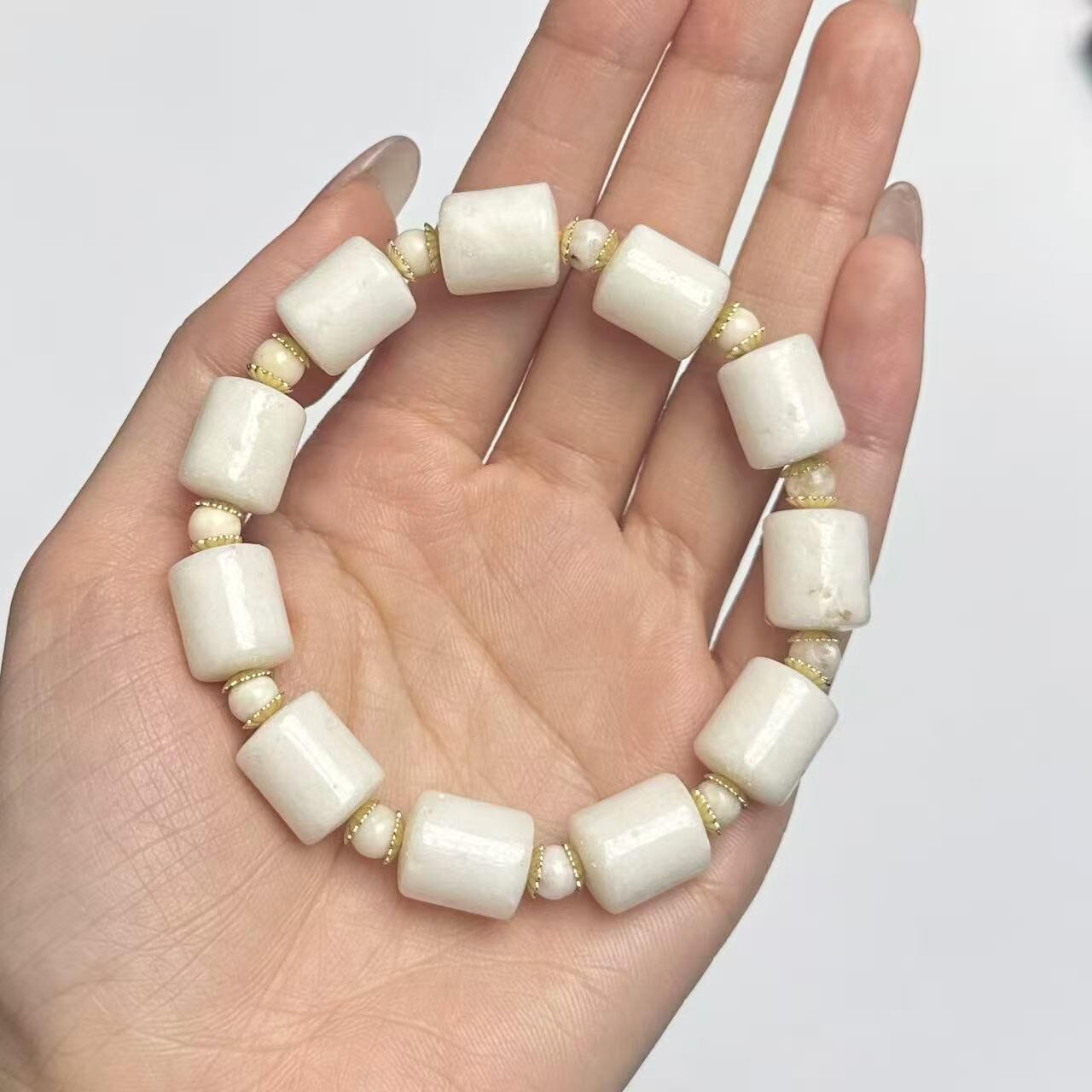 XB037 G35 白龍宮管珠手串