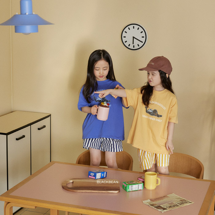 正韓夏BLACKBEAN 嫩嬰/小童兩色美式直條短褲