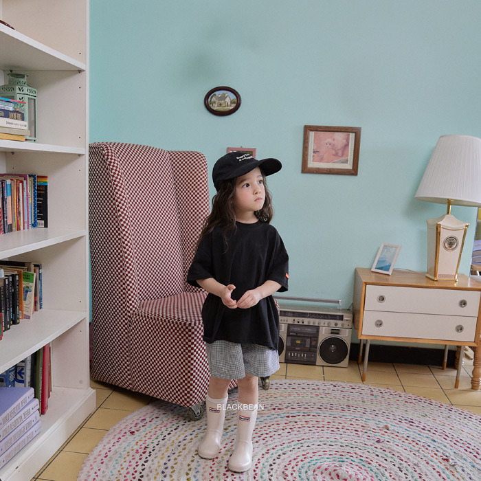 正韓夏BLACKBEAN 小童兩色經典黑白日常上衣