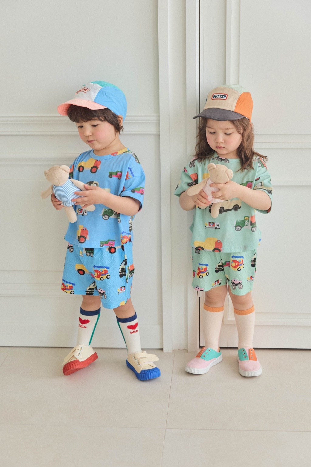 正韓夏mimico 兩色車車控上衣