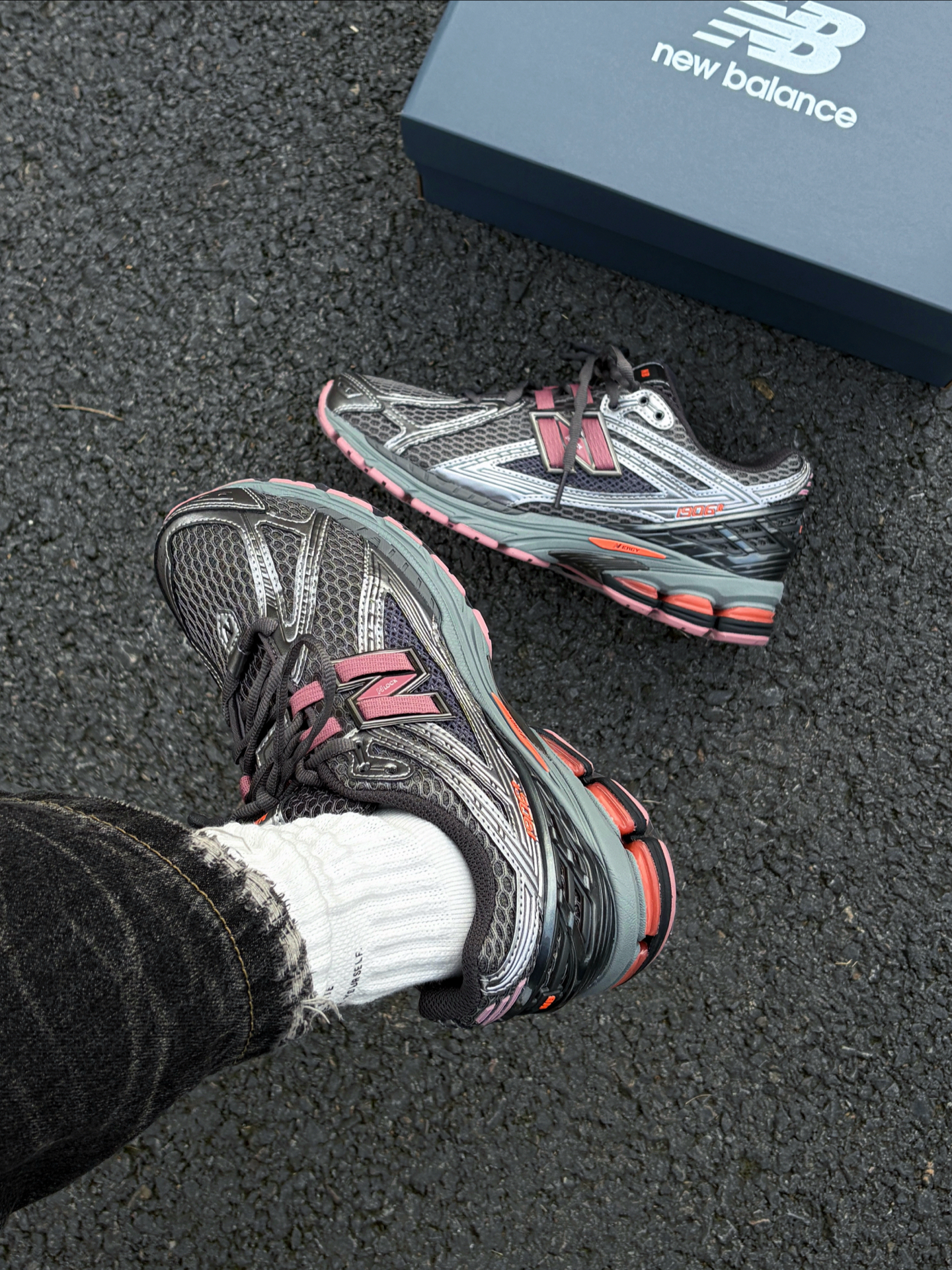 代購-New Balance U1906 舒適 百搭 簡約潮流 低幫跑步鞋 男女同款 深灰色 U190629R-D