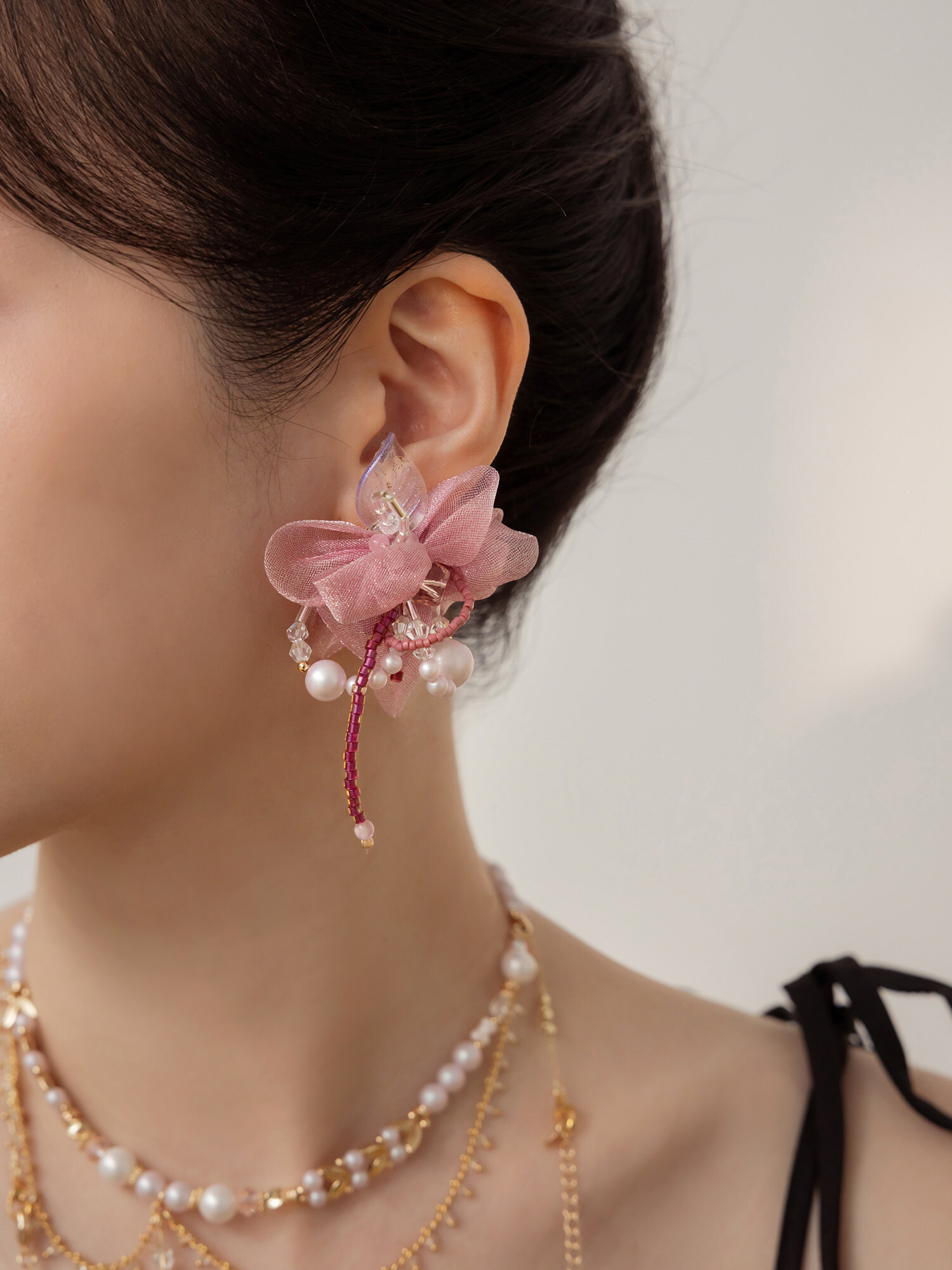 櫻樹共織。MUCHAT手作14KGP透紗珍珠花純銀針耳環