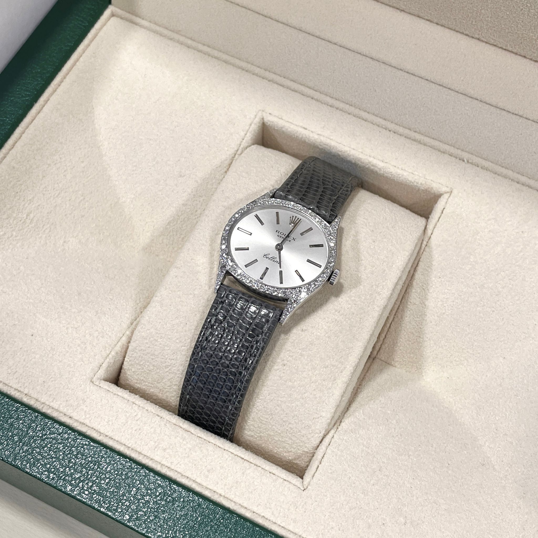 98%NEW 二手ROLEX手錶 灰綠色鴕鳥皮鑽石98%NEW 二手ROLEX手錶 灰色鴕鳥皮鑽石 257022457 勞力士 #香榭站正品