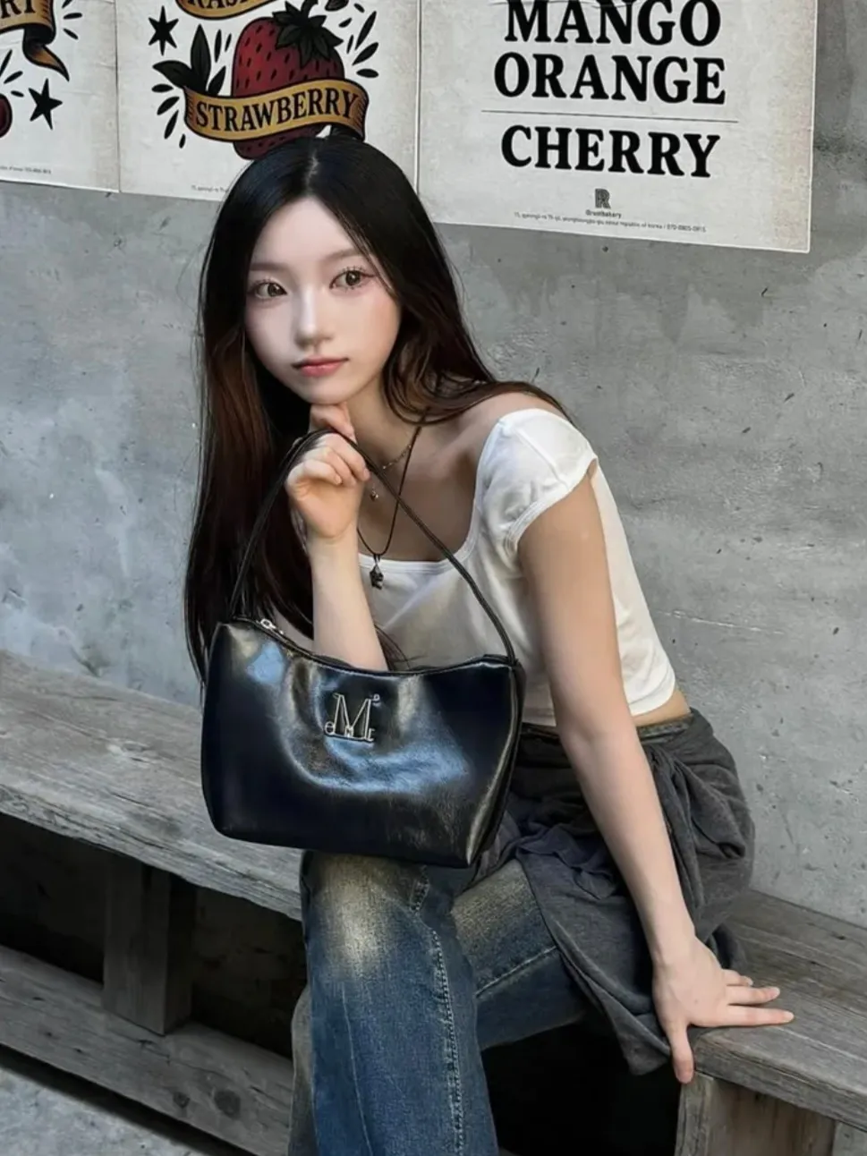 🇰🇷韓國 MUCENT 金屬Logo 肩背包 黑