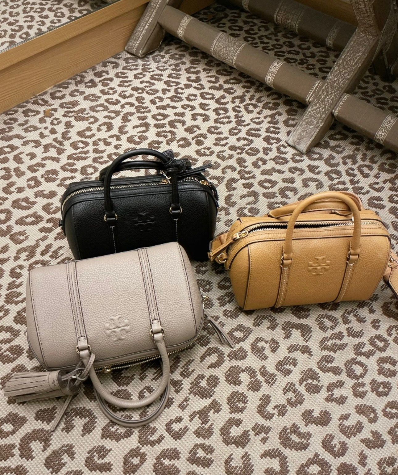 【預購】Tory Burch K03219007 真皮波士頓手提包