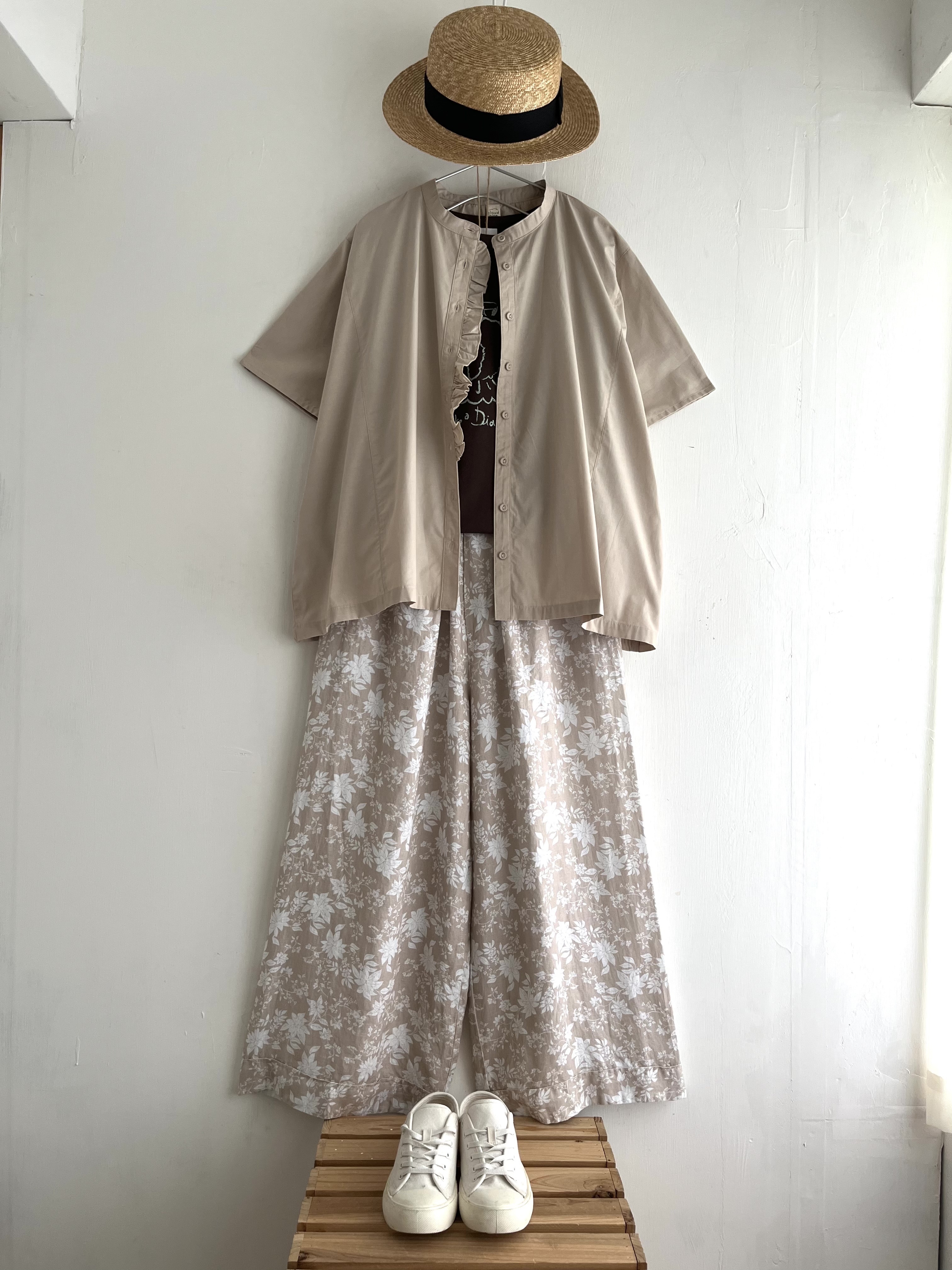 Cloud nine淺褐色top