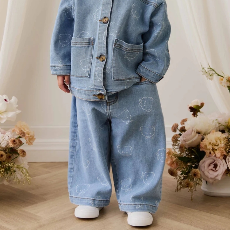 （預購）JAMIEKAY 領結小熊牛仔長褲 Abel Pant - Bowie Bear Denim